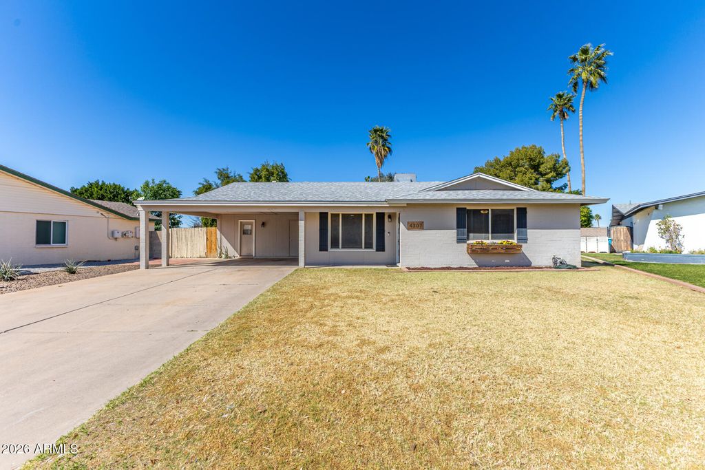 Photo of 4307 W Sandra Circle, Glendale, AZ 85308 (MLS # 6991067)