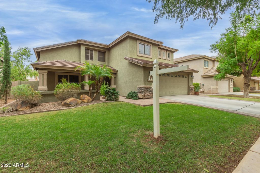 Photo of 3352 E Lexington Court, Gilbert, AZ 85234 (MLS # 6930646)