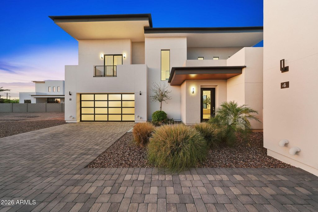 Photo of 100 W Northern Avenue #6, Phoenix, AZ 85021 (MLS # 7001320)