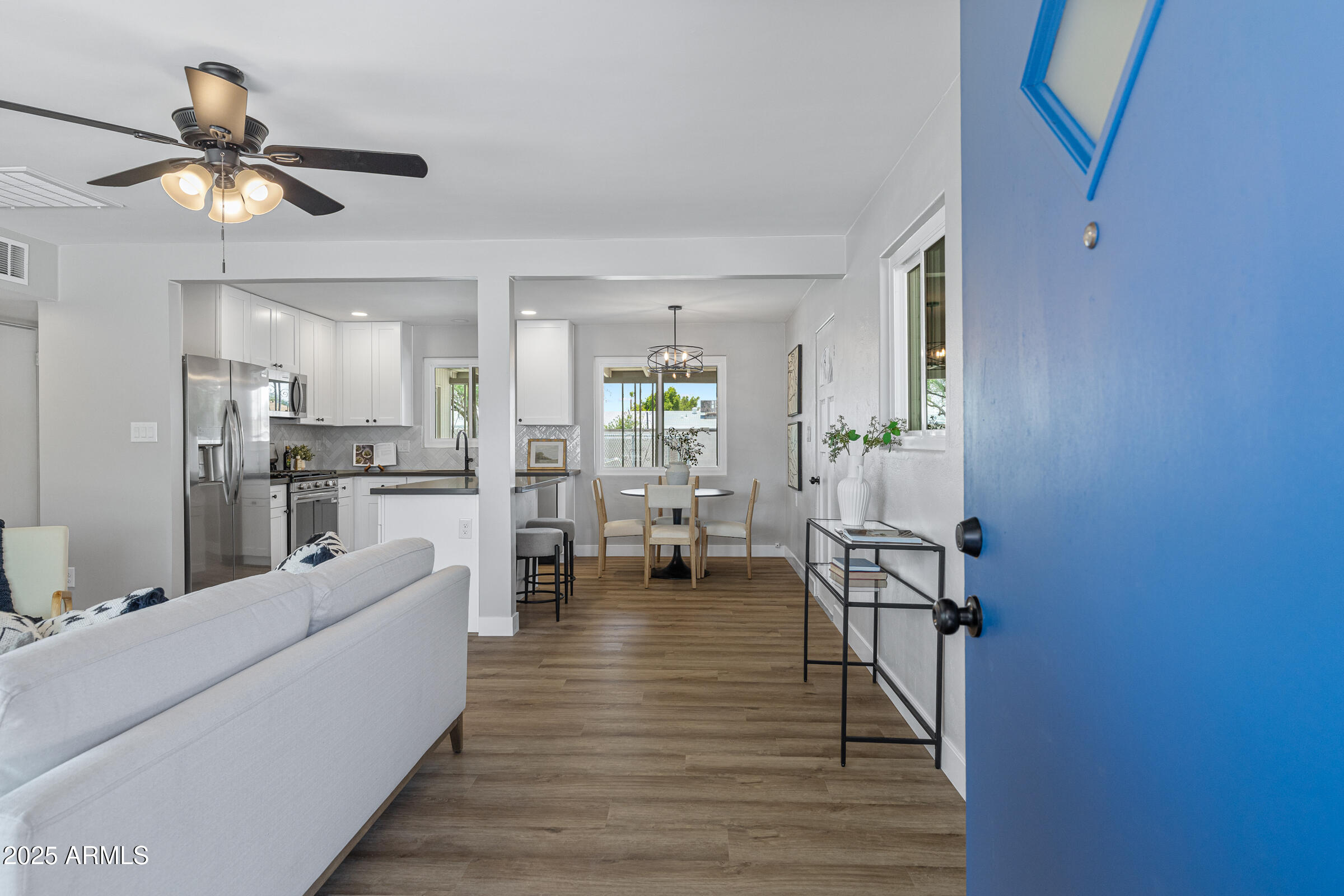 Homes 4 1359 E NIELSON Avenue