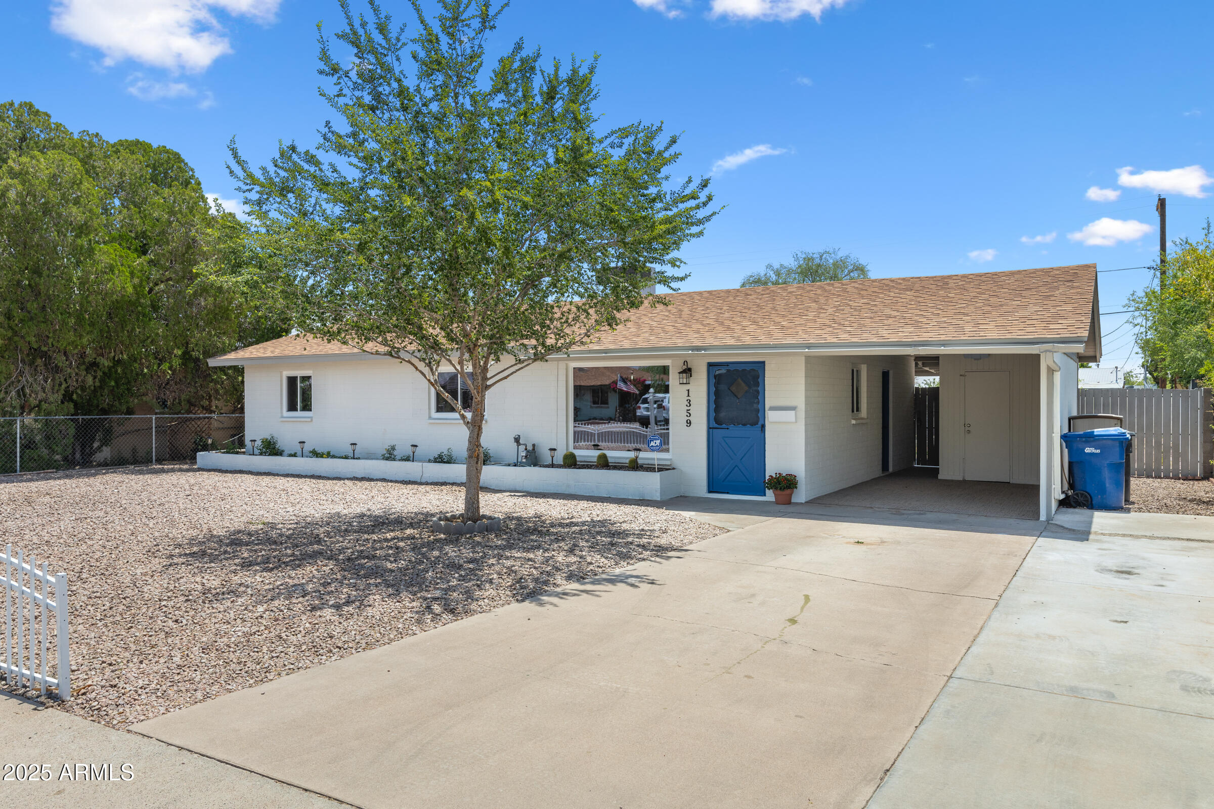 Homes 2 1359 E NIELSON Avenue