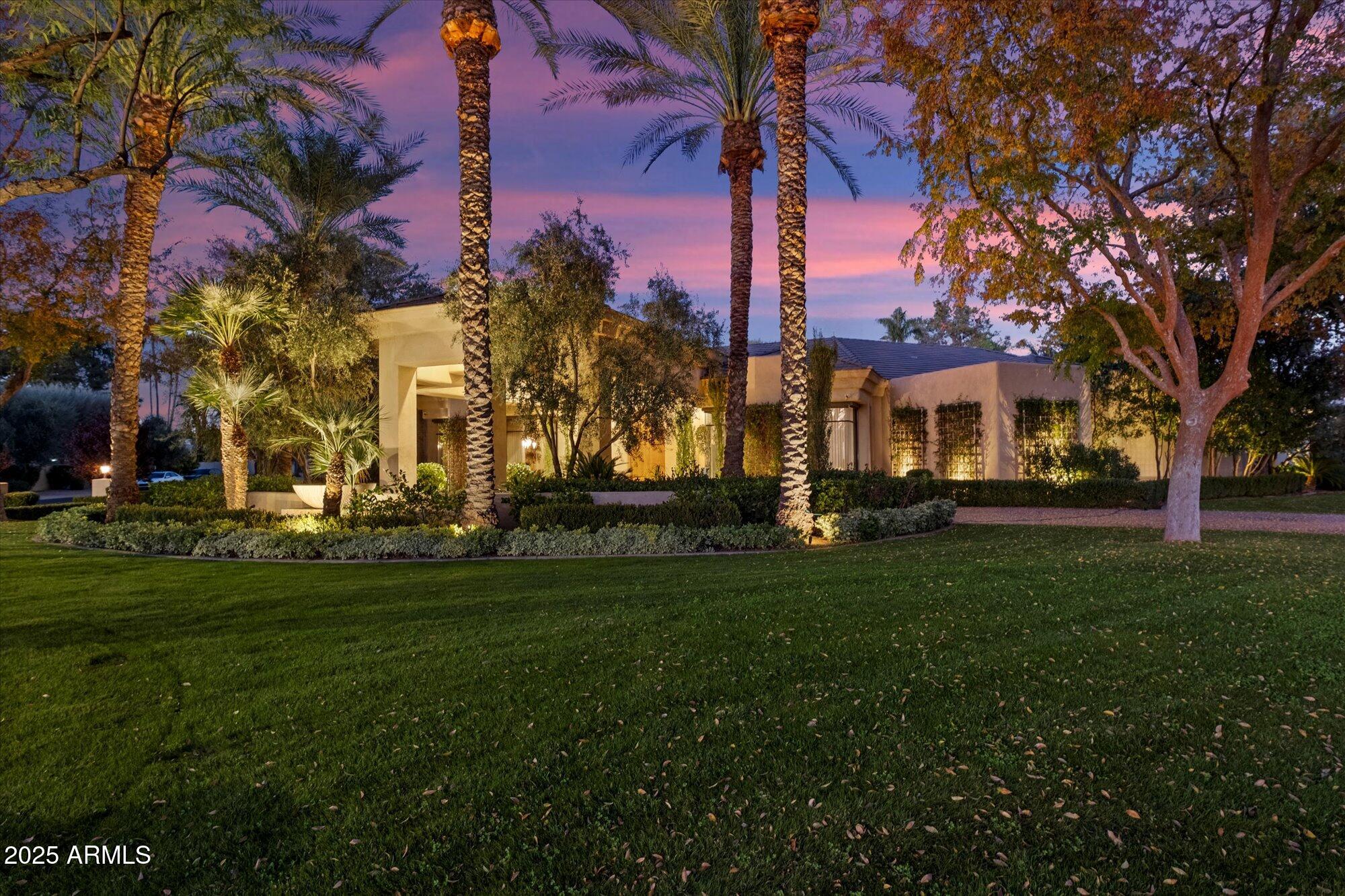 6038 E SUNNYSIDE Drive