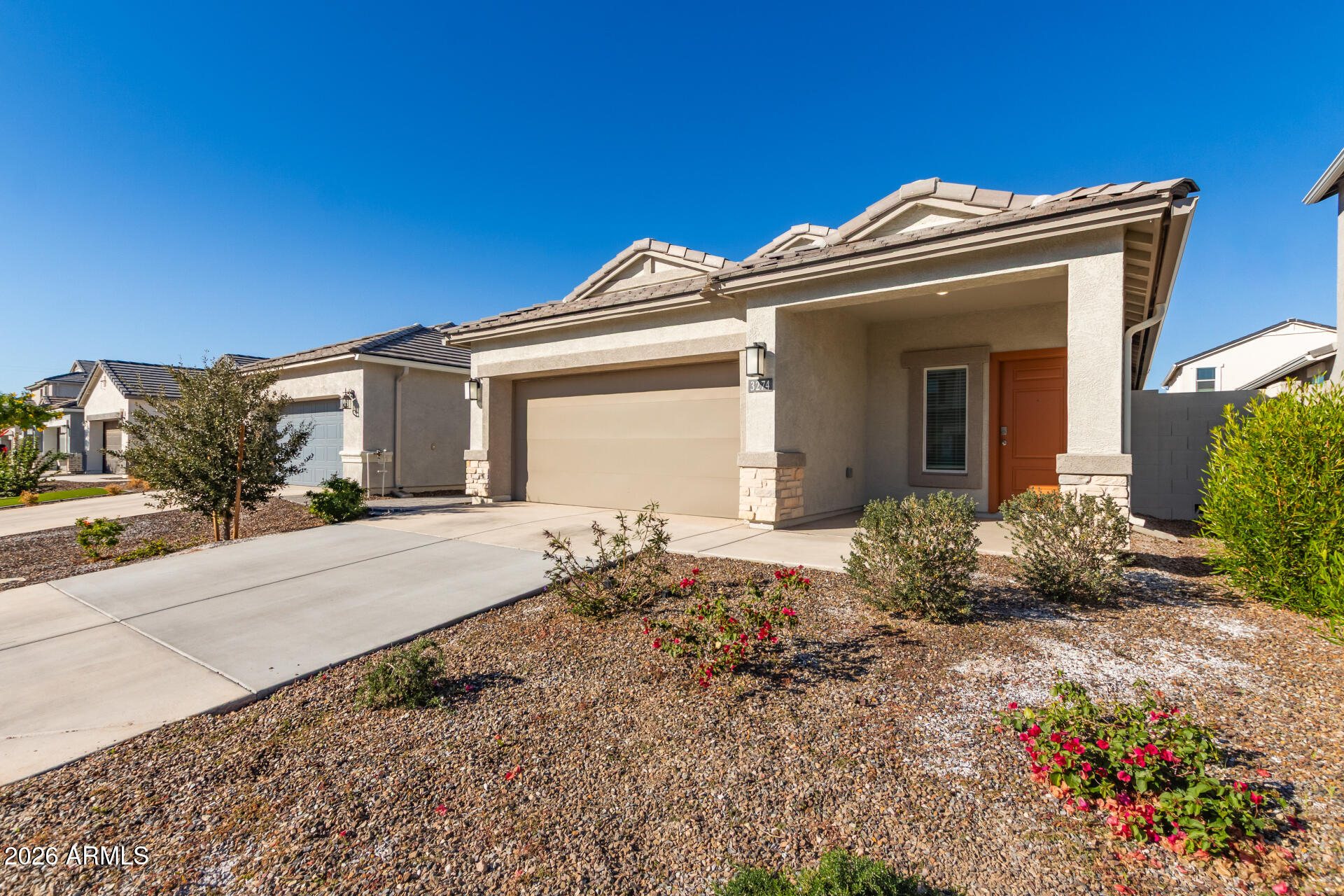 3274 W STRADLING Avenue