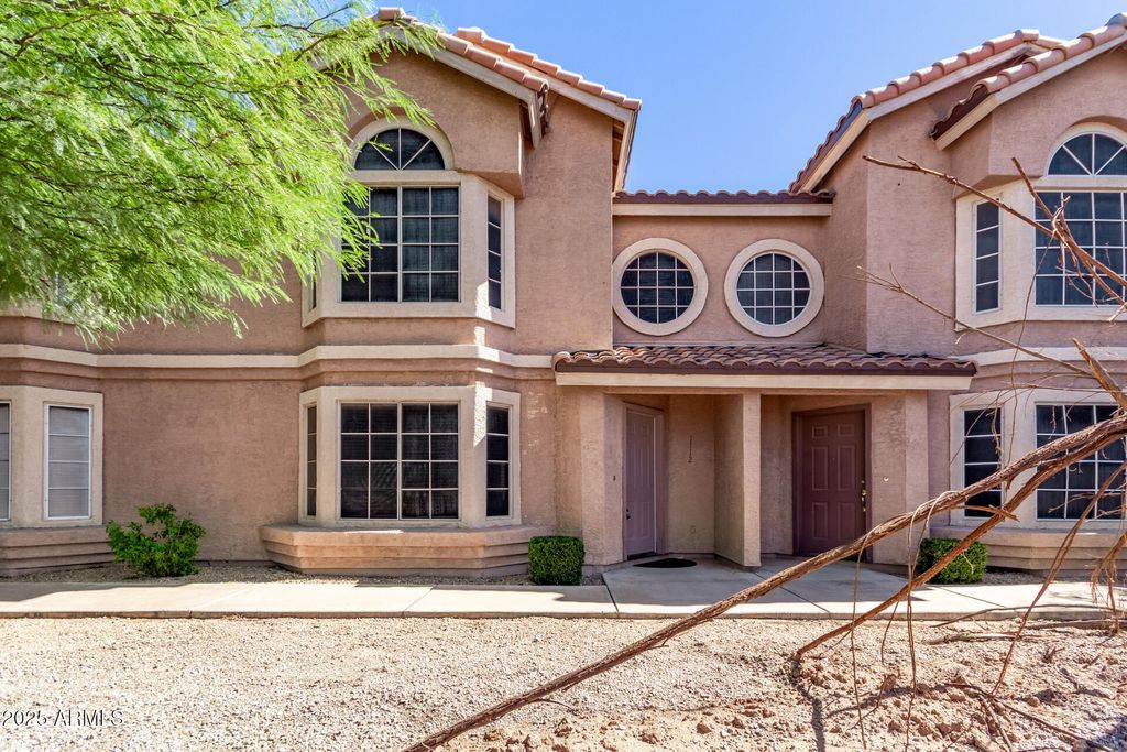 Photo of 2875 W Highland Street #1112, Chandler, AZ 85224 (MLS # 6930768)