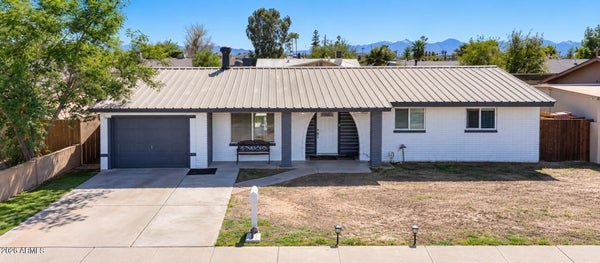 4235 W LEWIS AVE, PHOENIX, AZ 85009 - Image dadc8df1dcbbd11f3f95f2a7d16861e8/3302506479