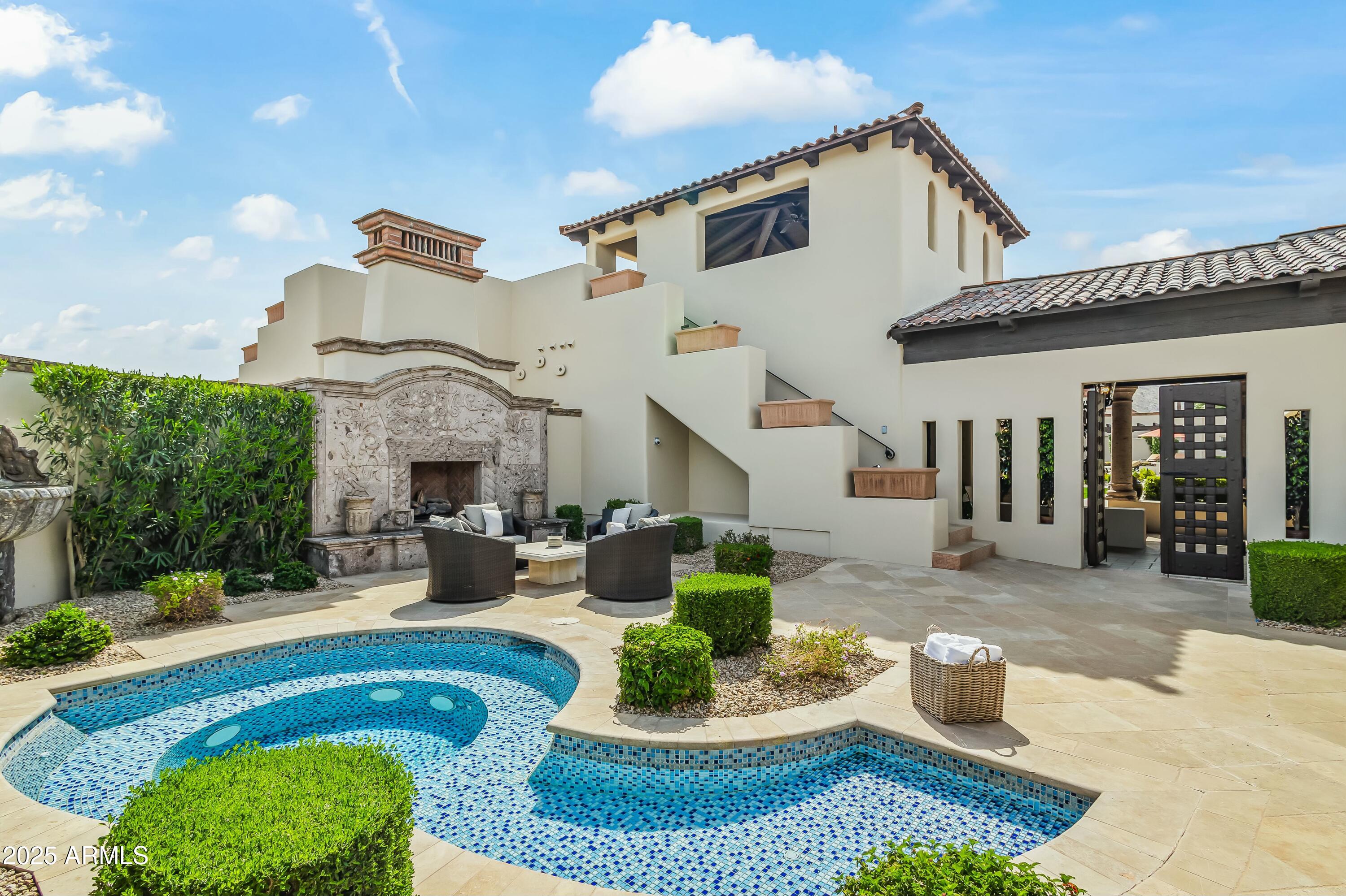 DOUBLE M ESTATES LOT 1,2 - Residential