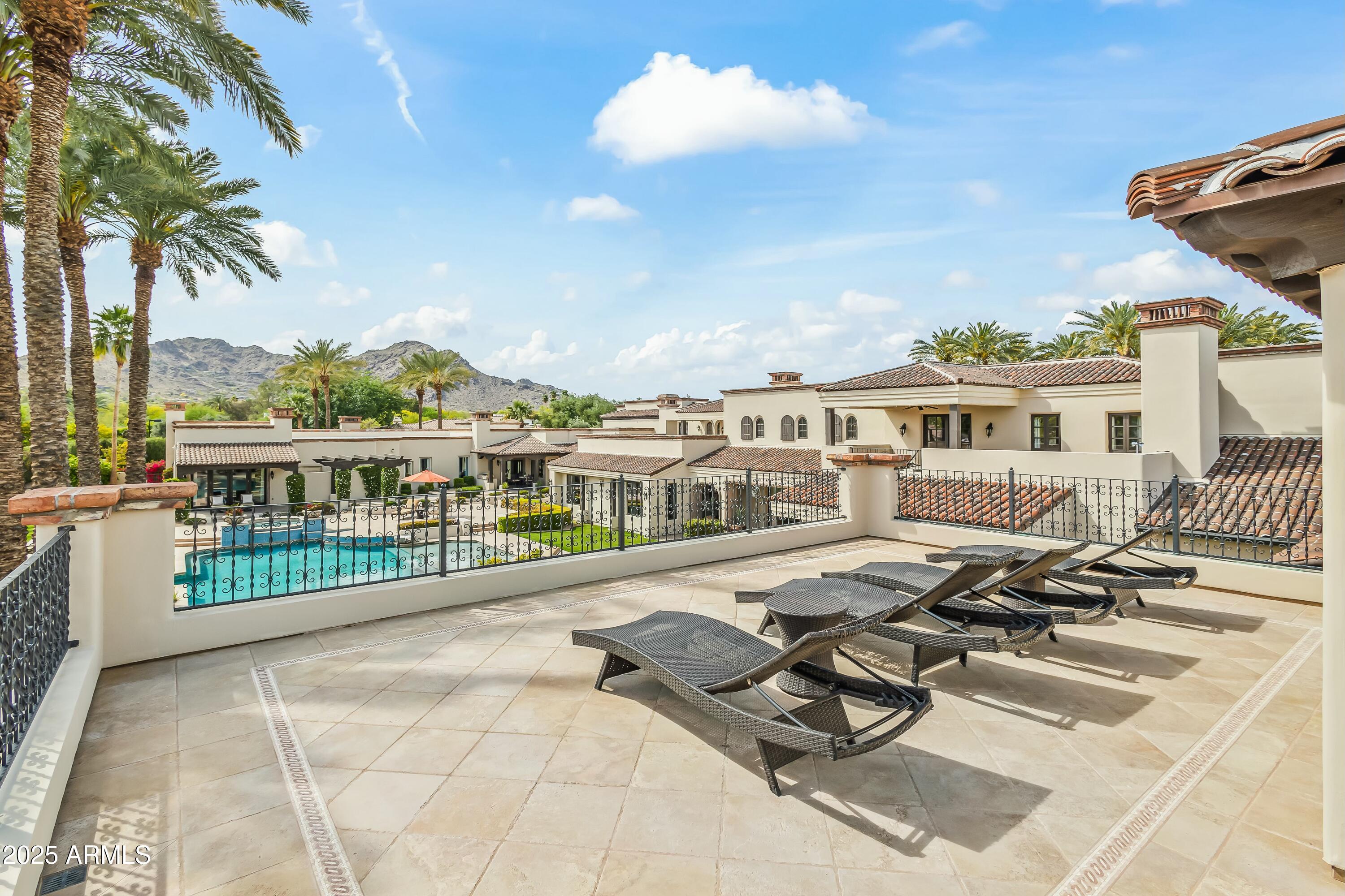 DOUBLE M ESTATES LOT 1,2 - Residential