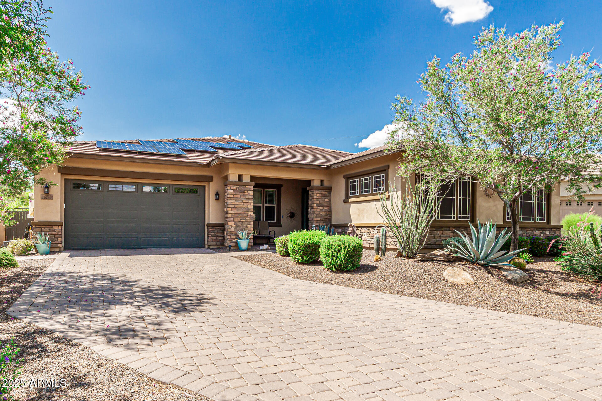 Homes 1 13720 N 148TH Drive