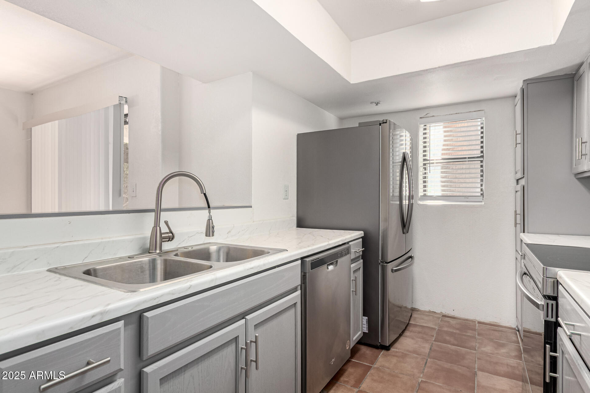 7502 E THOMAS Road 110