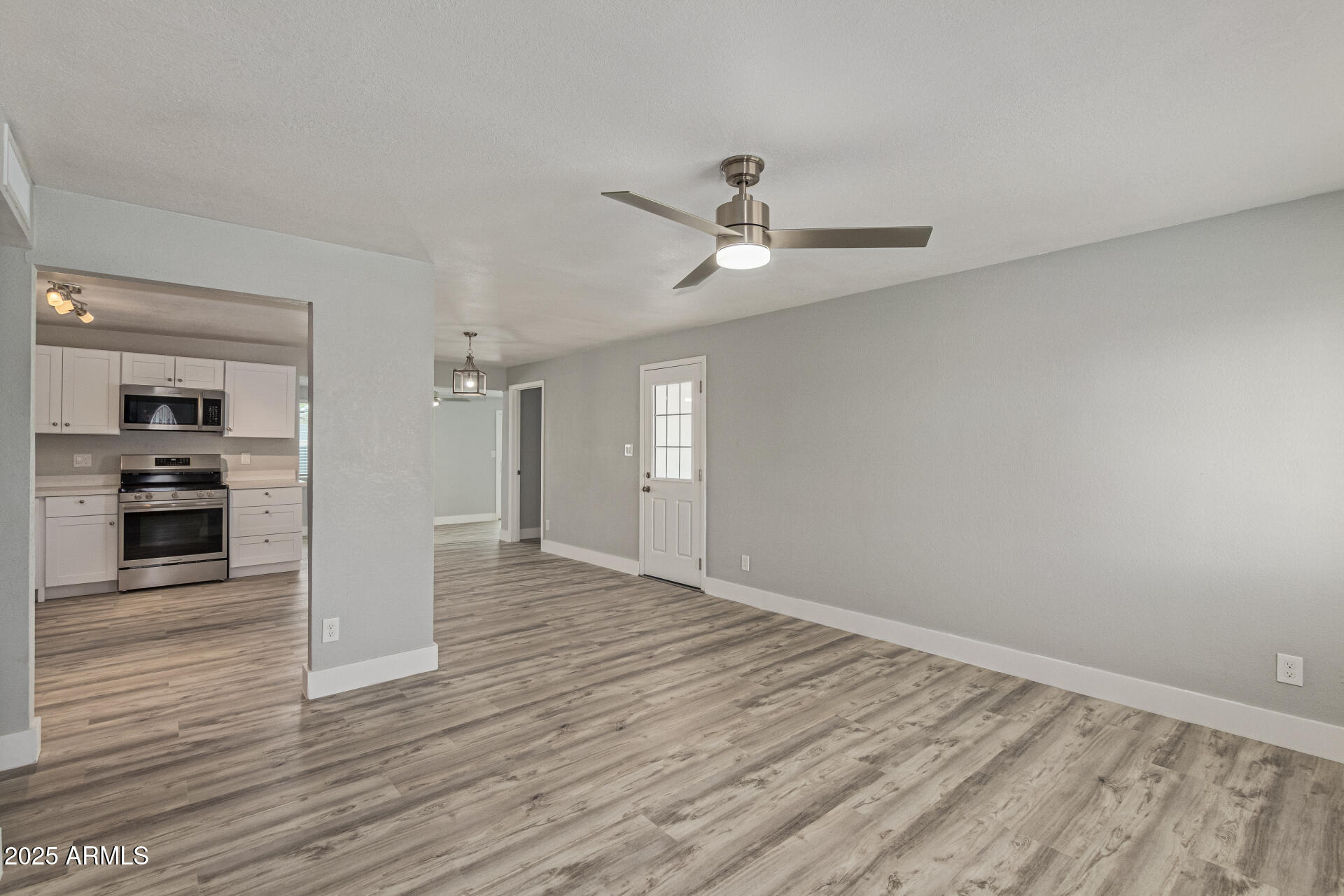 13202 N 40TH Place