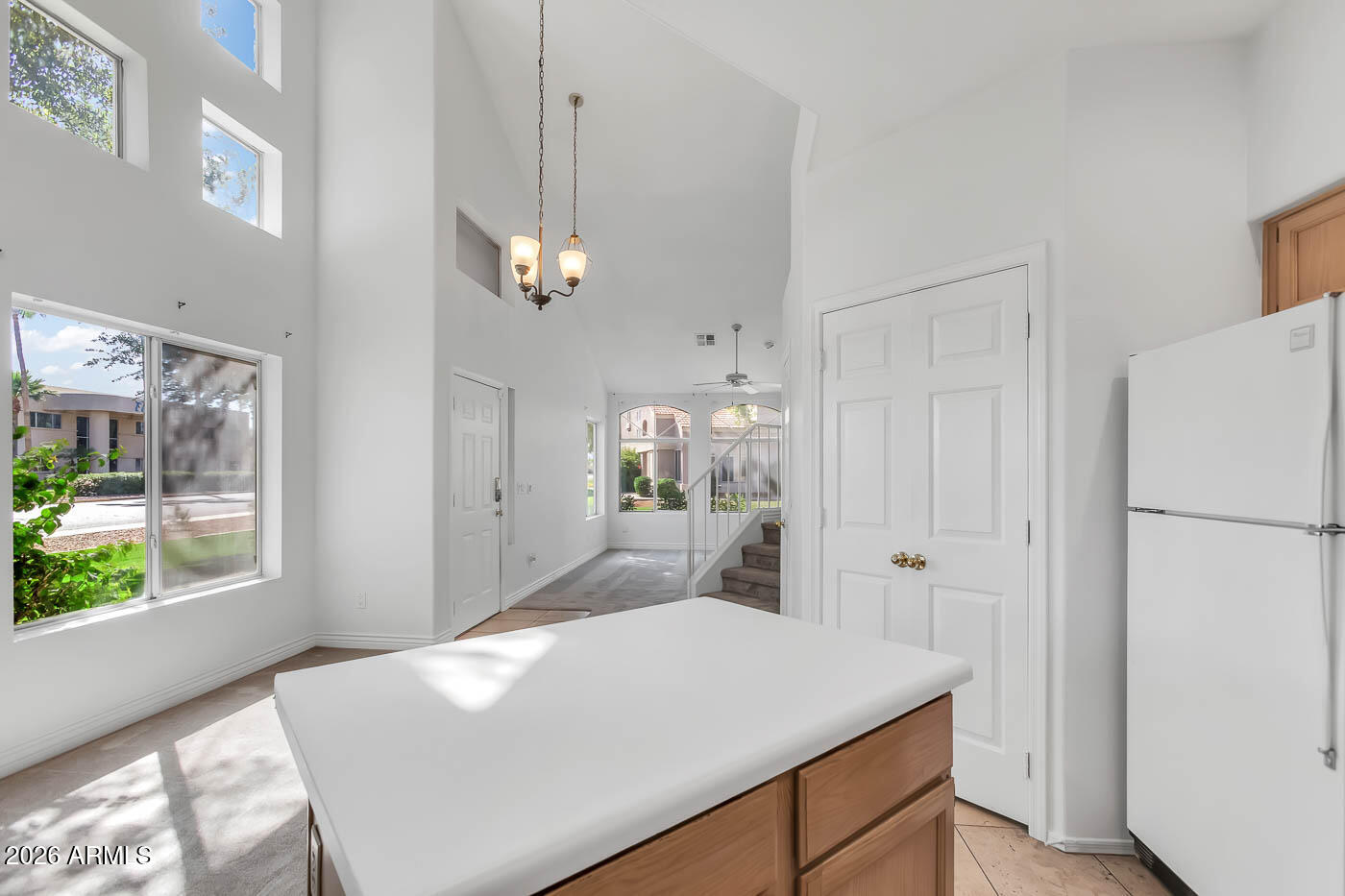 500 N ROOSEVELT Avenue 40