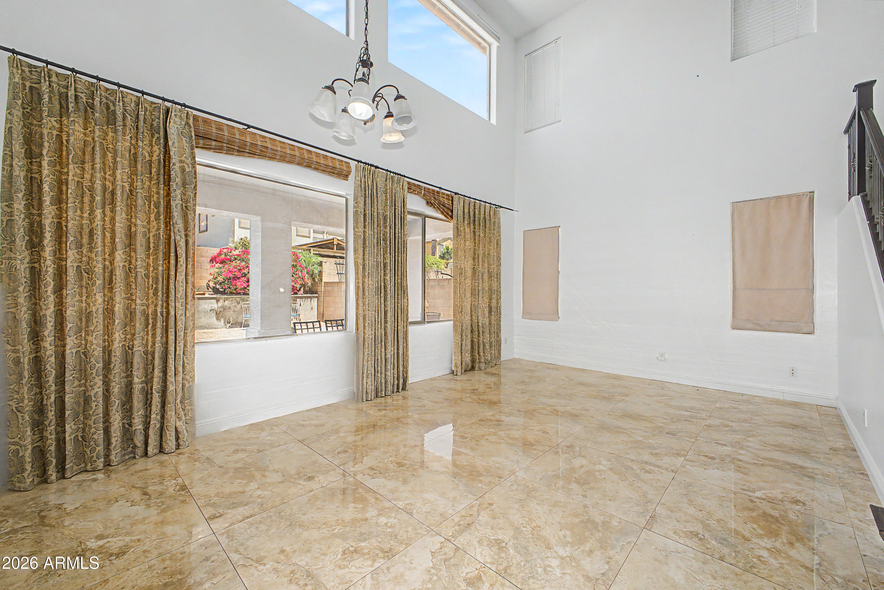 25822 W Magnolia Street