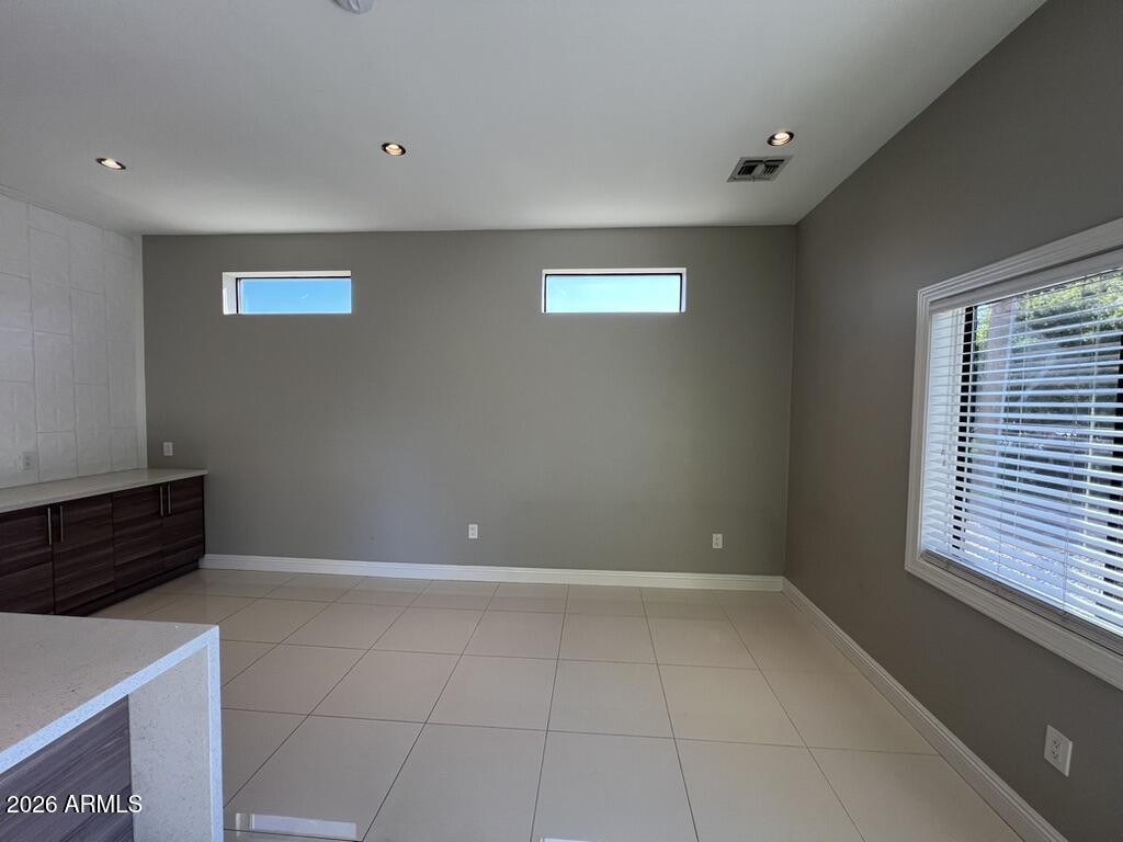 VICTOR PARK - Residential Income