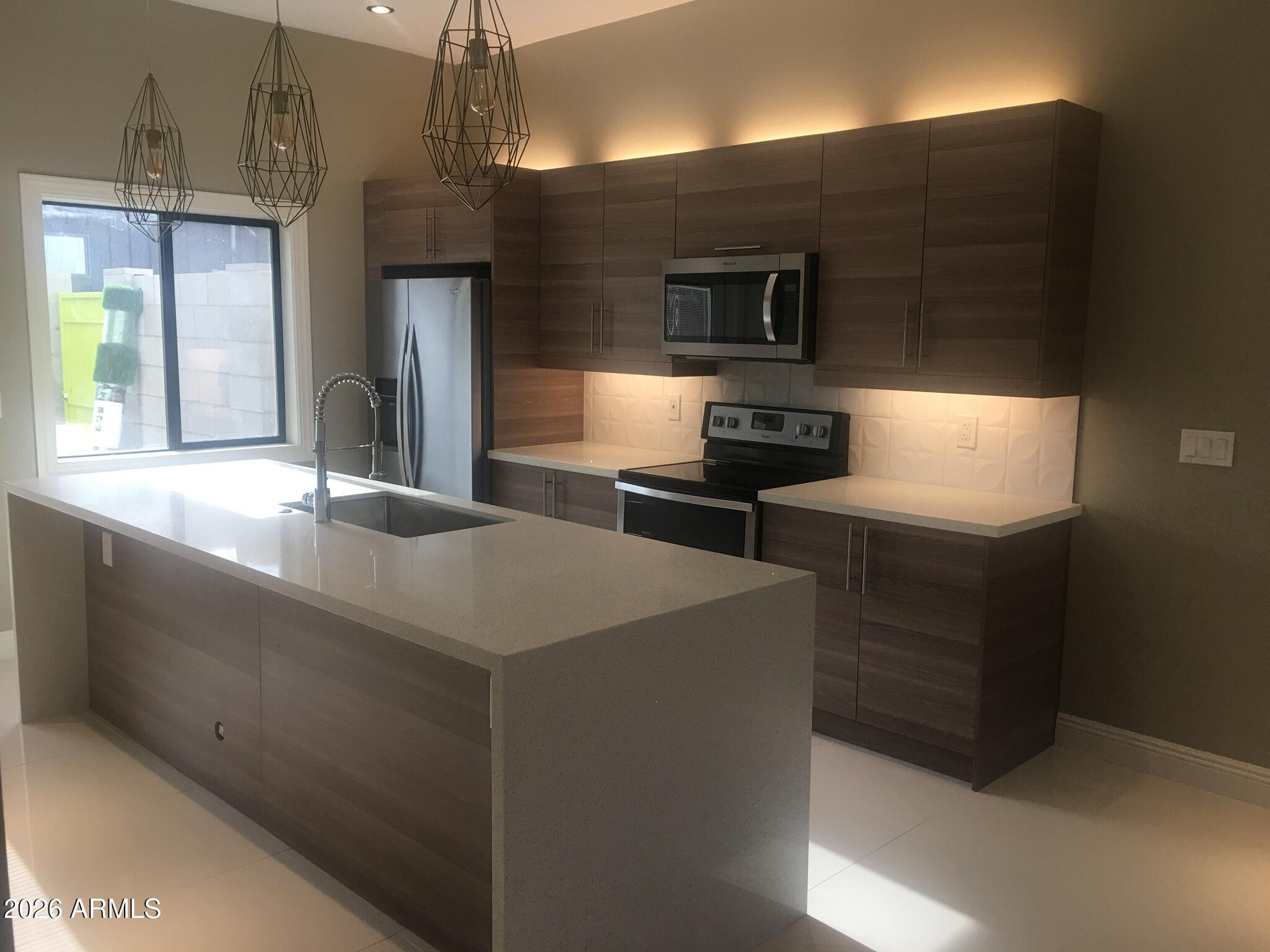 VICTOR PARK - Residential Income