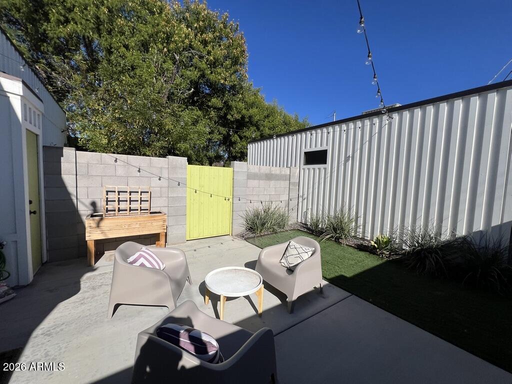 VICTOR PARK - Residential Income