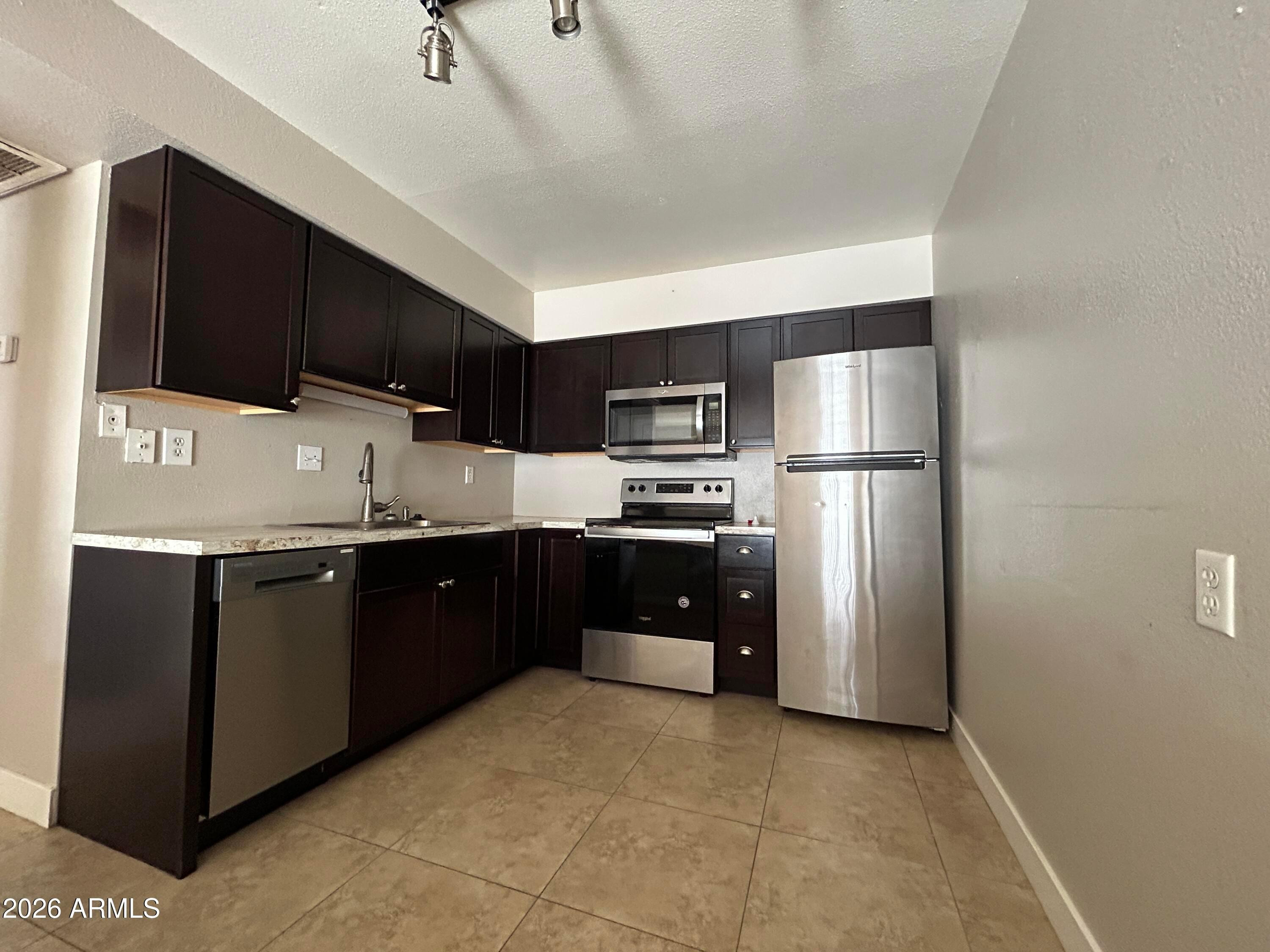 859 S Extension Road