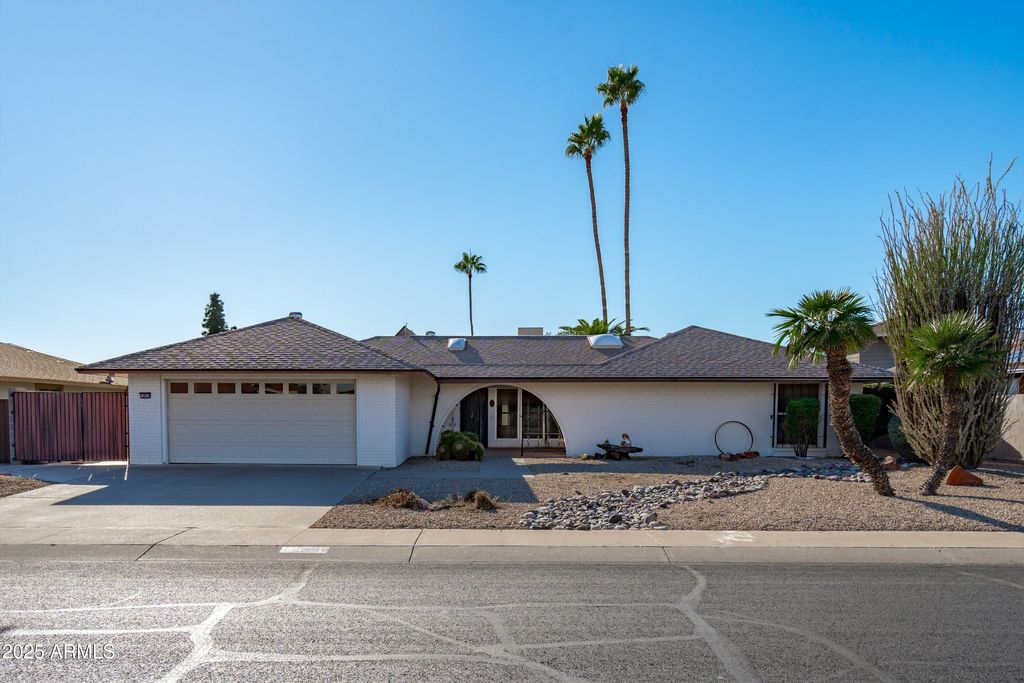 Photo of 19820 N Cherry Tree Lane, Sun City, AZ 85373 (MLS # 6957088)
