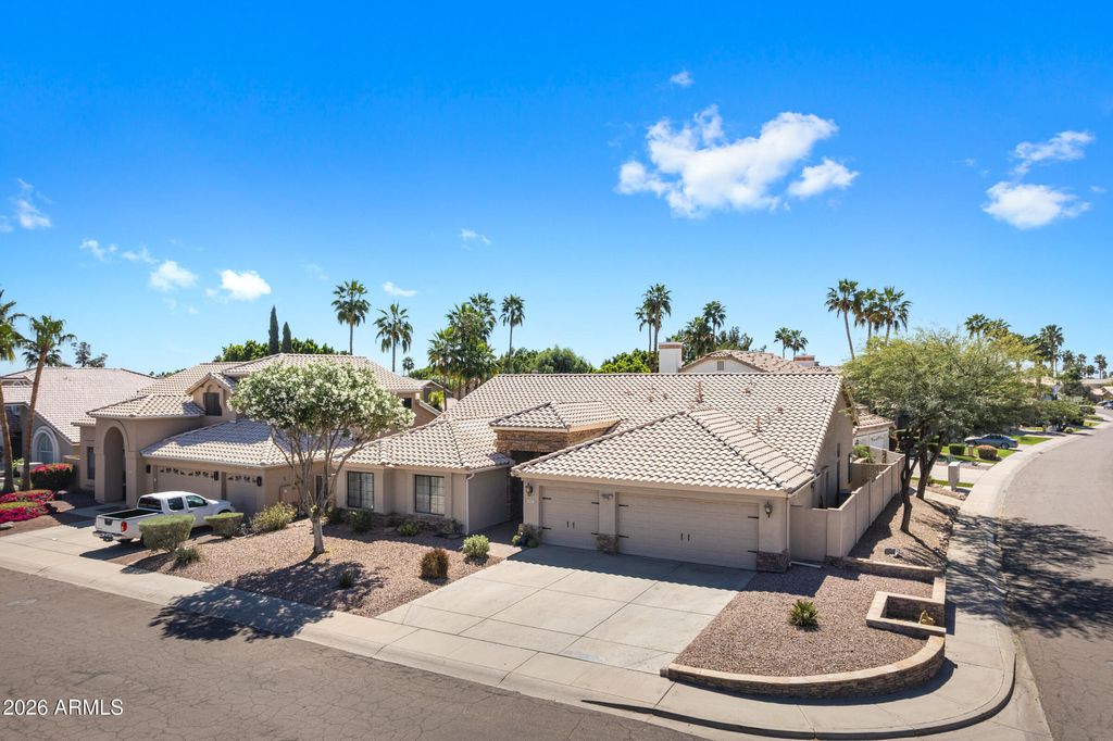 Photo of 3521 E Brookwood Court, Phoenix, AZ 85048 (MLS # 7002716)