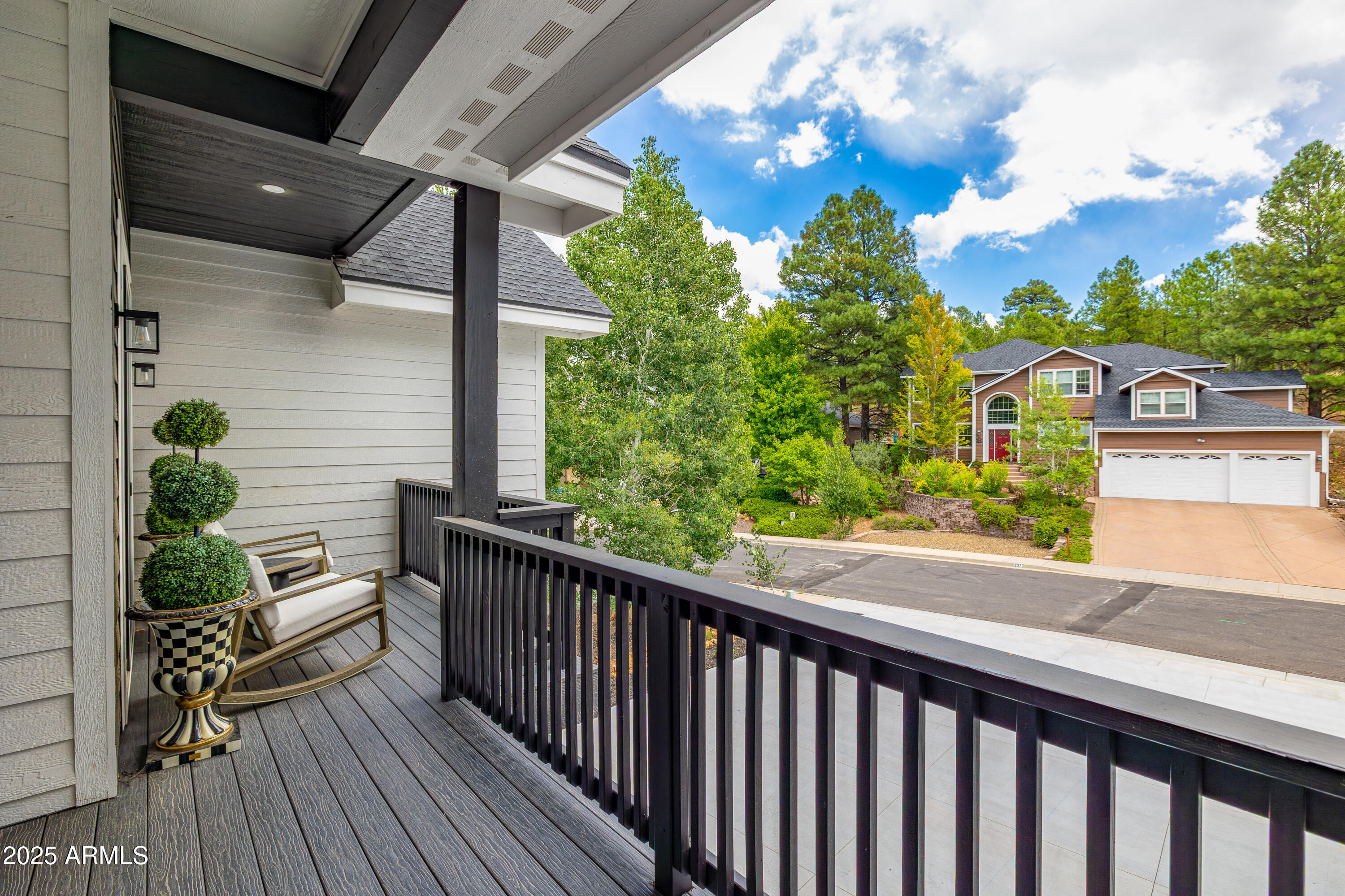 2373 N COLTER Drive