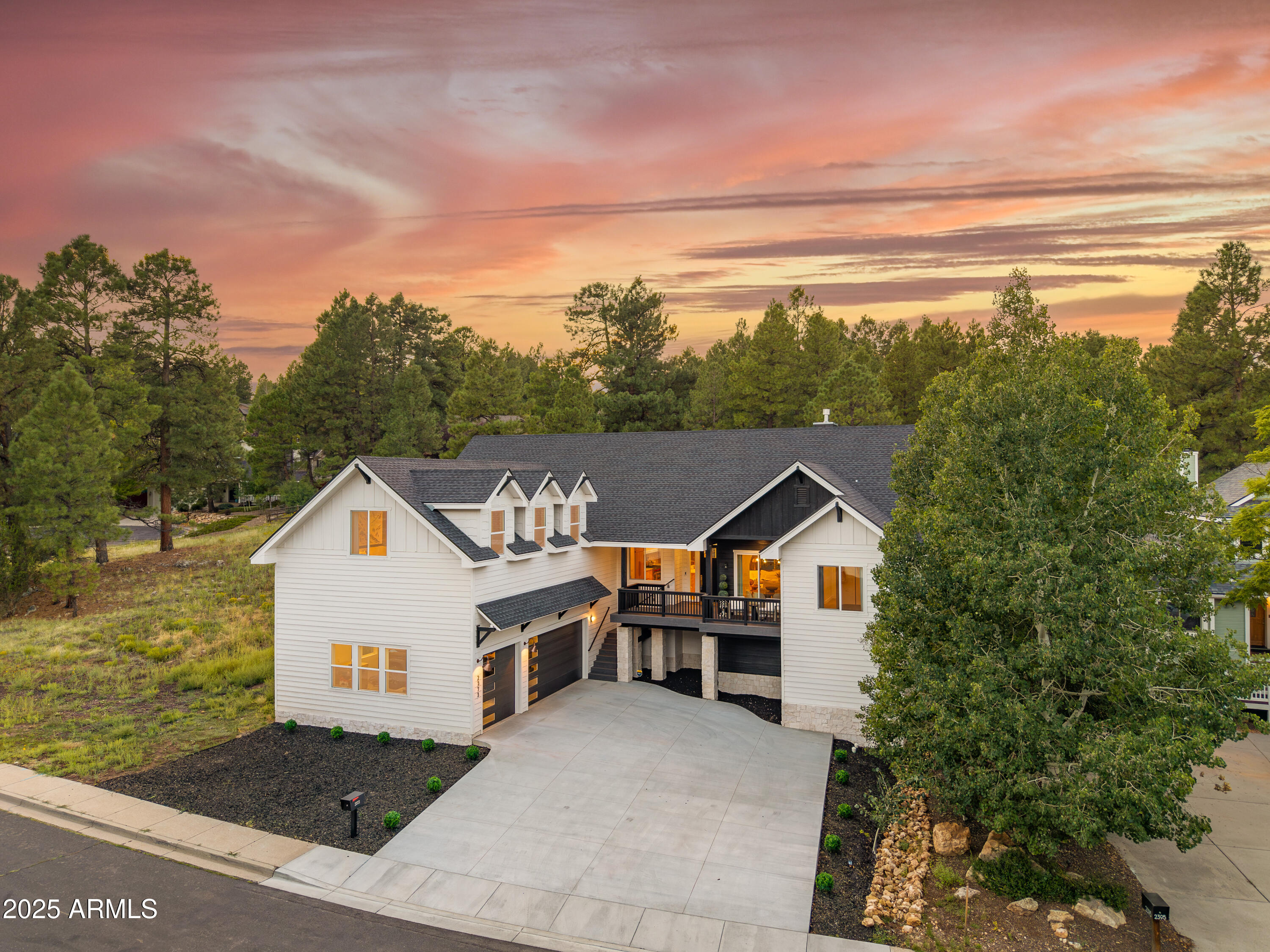 2373 N COLTER Drive