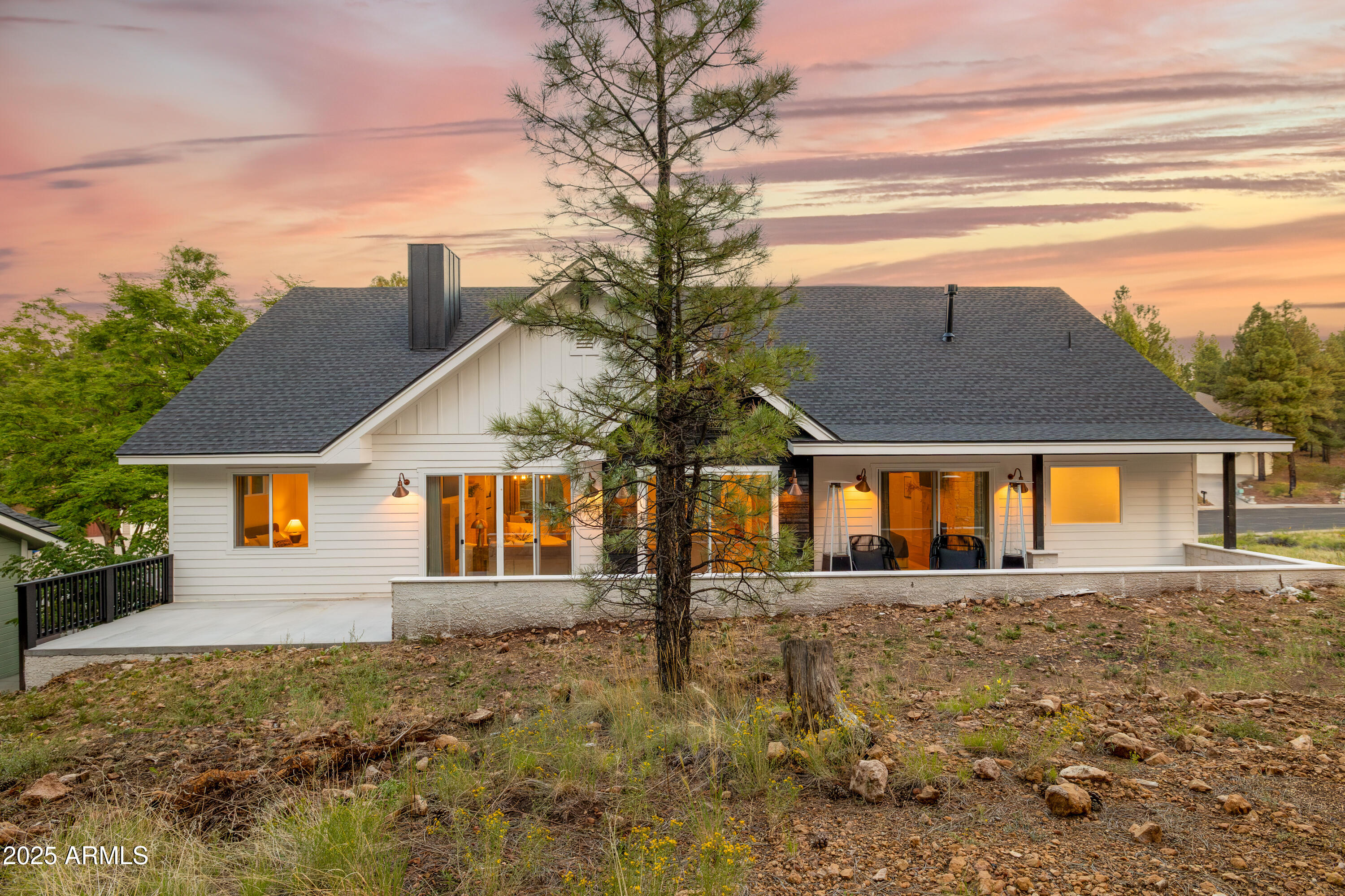 2373 N COLTER Drive