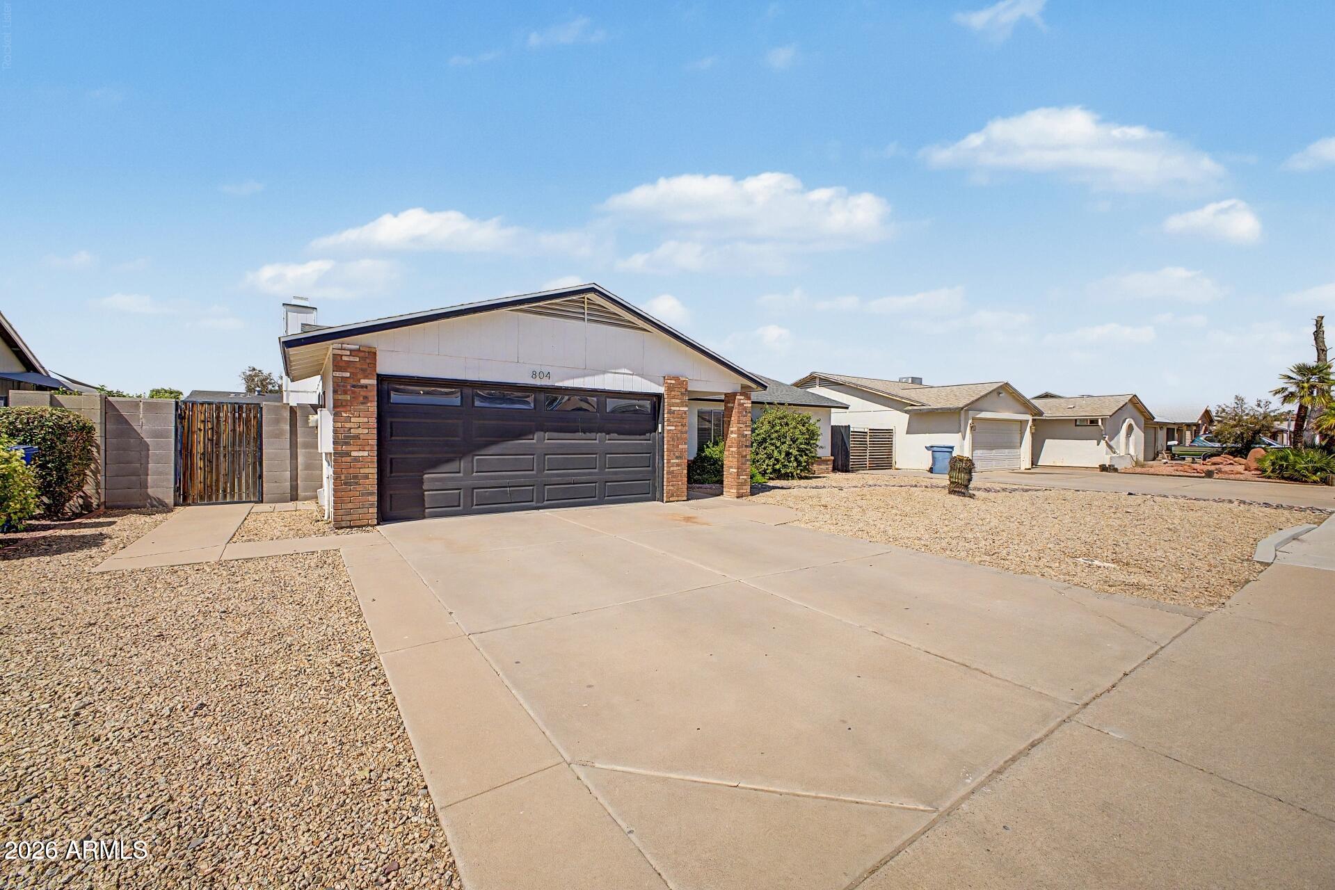 804 W NOPAL Place