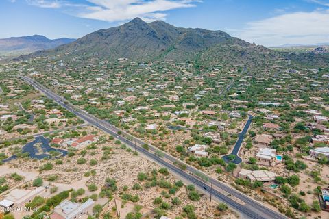 A home in Cave Creek