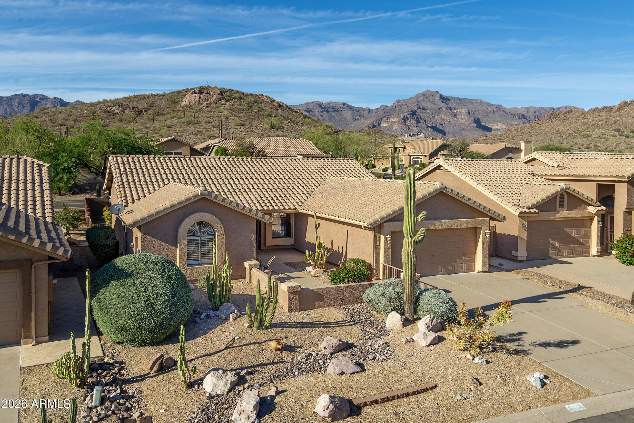 8442 E GOLDEN CHOLLA Drive