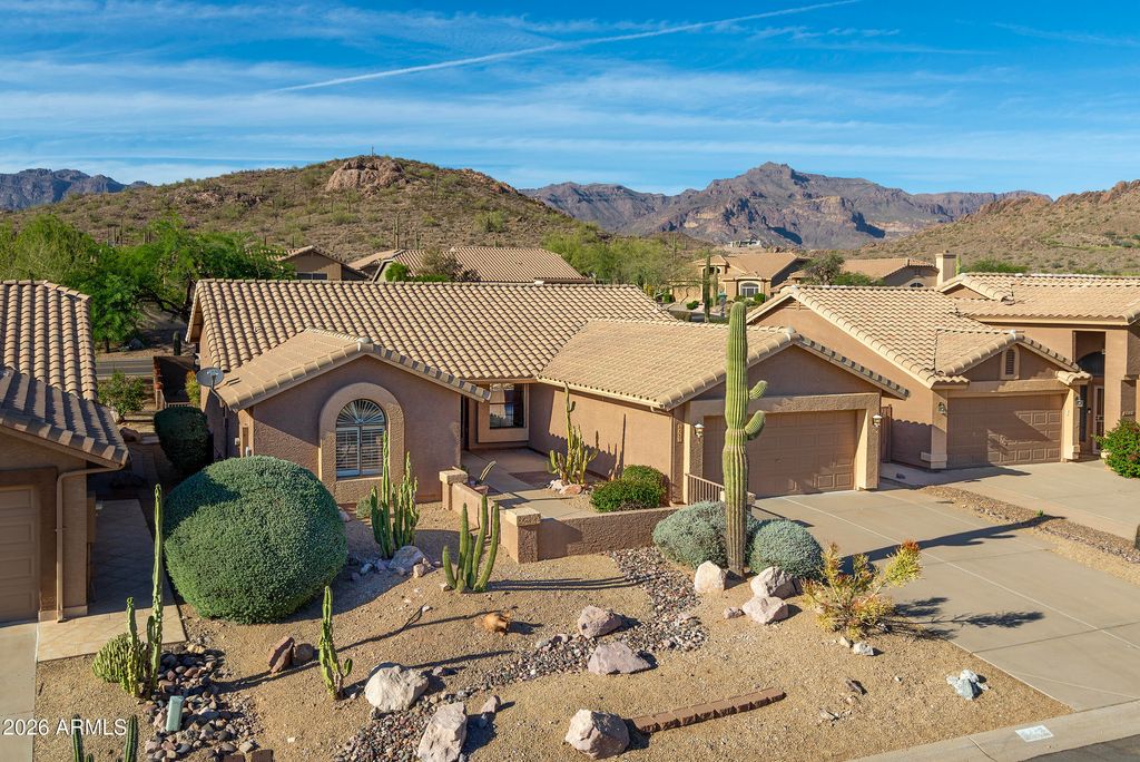 Photo of 8442 E Golden Cholla Drive, Gold Canyon, AZ 85118 (MLS # 7019899)