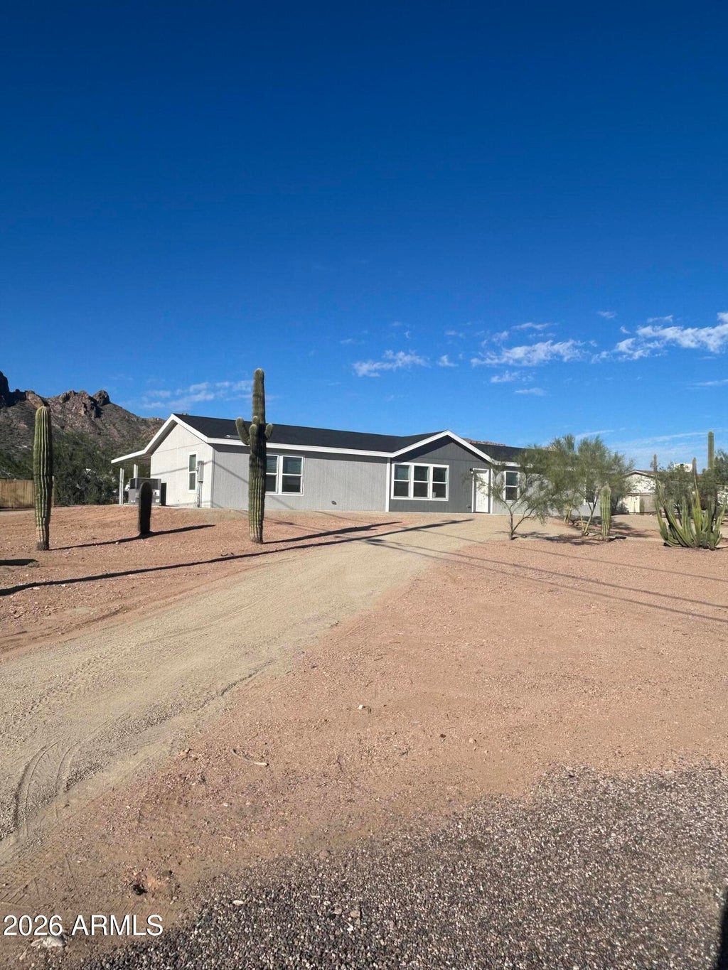 Photo of 1170 W Frontier Street, Apache Junction, AZ 85120 (MLS # 7061617)