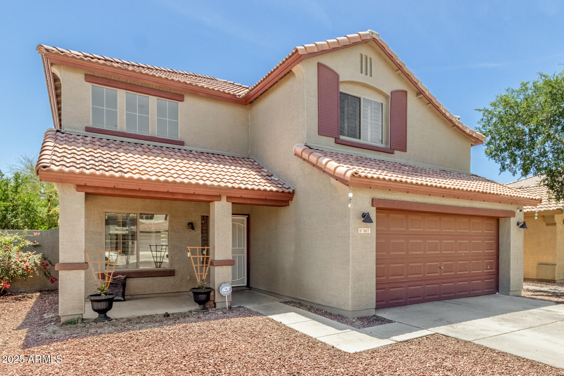 1617 W PECAN Road