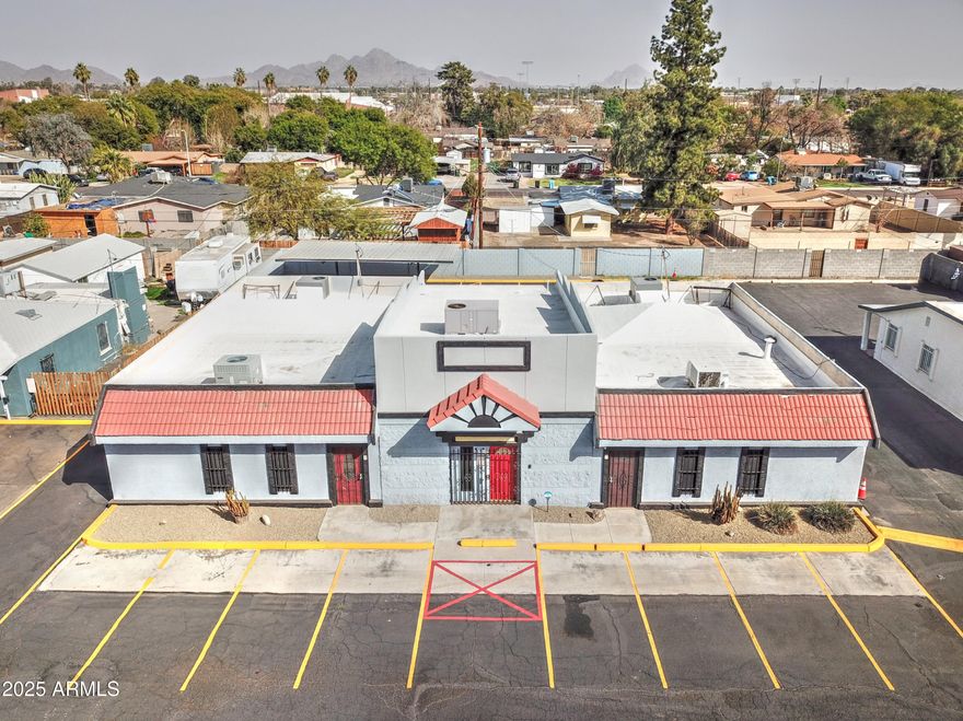 This property features a versatile commercial space with three distinct suites, offering a range of possibilities for different types of businesses. The building is strategically located with convenient access to major highways, providing excellent visibility and easy connectivity to surrounding areas.

Each of the suites is designed with functionality and flexibility in mind, .The suites are designed to accommodate both small and large businesses, dealer, clinic , day care , offices  and more making it an attractive option for entrepreneurs, startups, and established companies looking for a prime location.

The property offers ample parking for both employees & customers and customers, ensuring smooth traffic flow and ease of access. The surrounding area is home to a mix of businesses, making it a prime spot for attracting foot traffic and clients. Additionally, the property has been well-maintained, with updates to both the interior and exterior, ensuring a professional and welcoming environment.

With its prime location, adaptable suite configurations, and ample amenities, this property offers tremendous value for any business looking to establish a strong presence in the area.