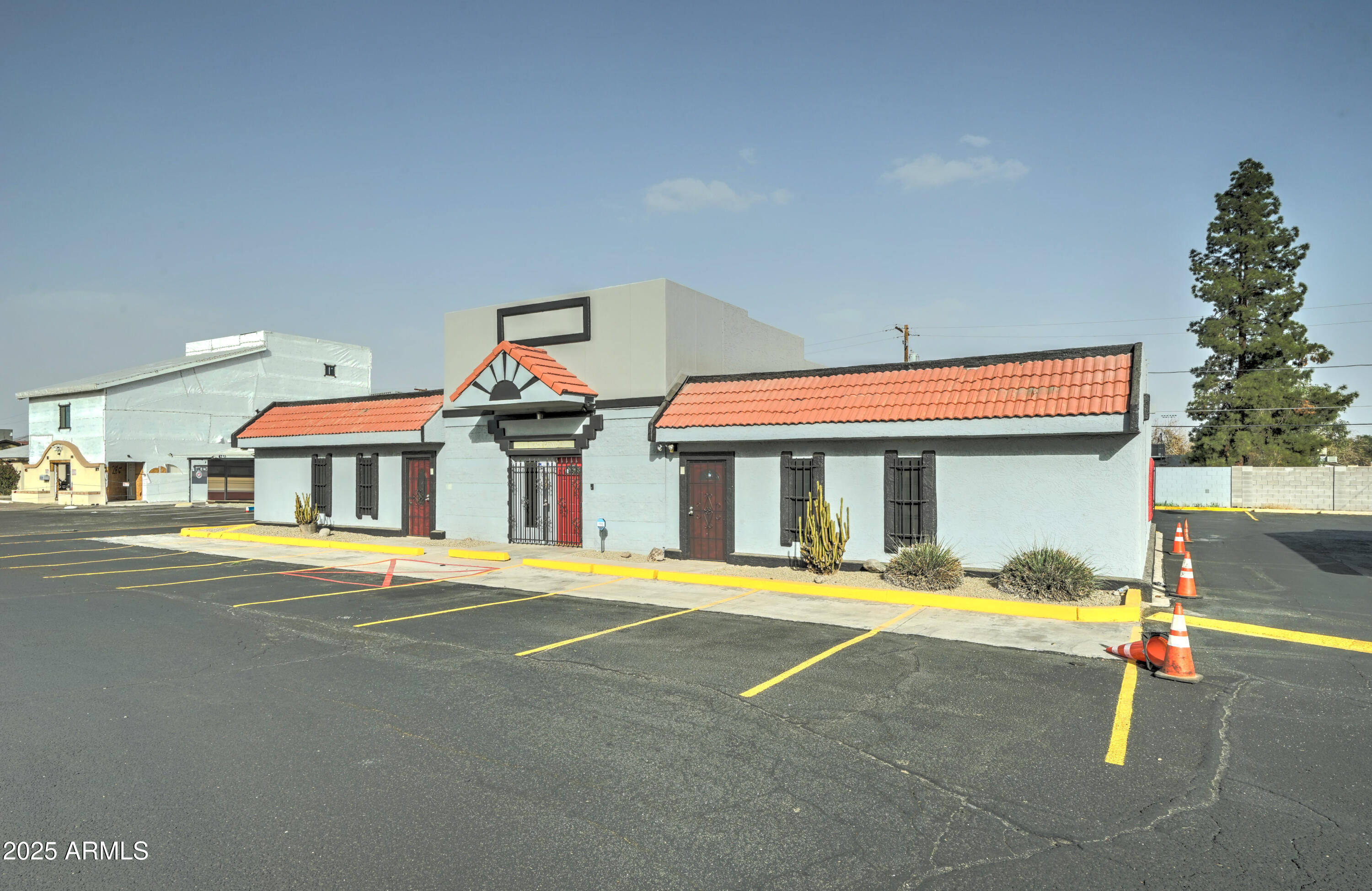 6721 N Black Cyn Highway