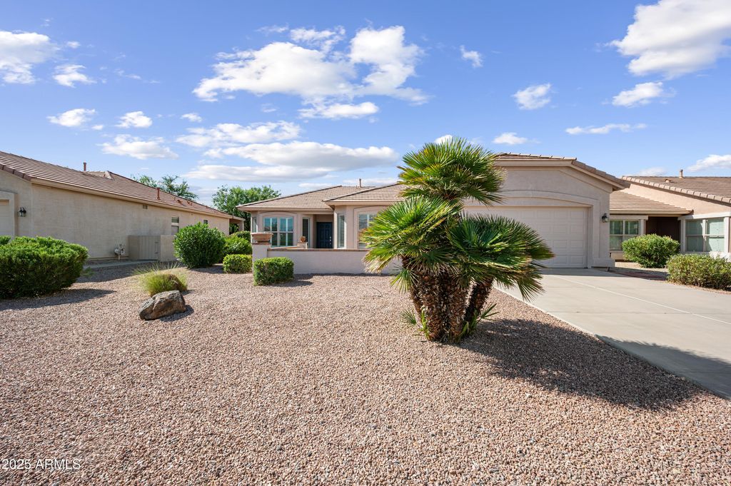 Photo of 3127 E Palm Beach Drive, Chandler, AZ 85249 (MLS # 6912853)