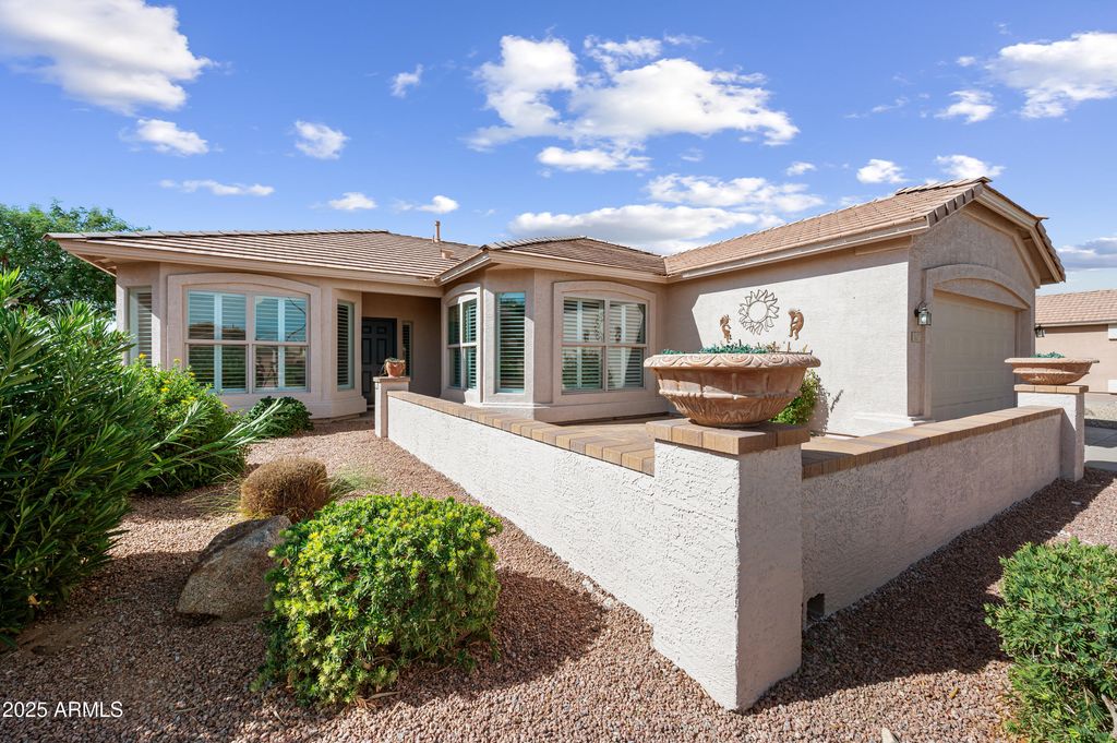 Photo of 3127 E Palm Beach Drive, Chandler, AZ 85249 (MLS # 6912853)
