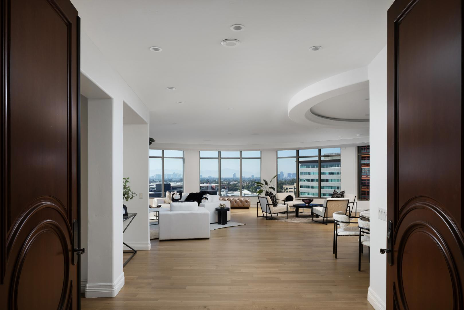 2402 E Esplanade Lane Unit 902