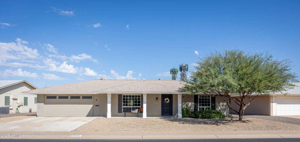 Photo of 9905 W Bright Angel Circle, Sun City, AZ 85351 (MLS # 6931347)