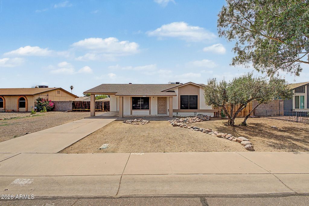 Photo of 307 W Rosal Place, Chandler, AZ 85225 (MLS # 7010082)