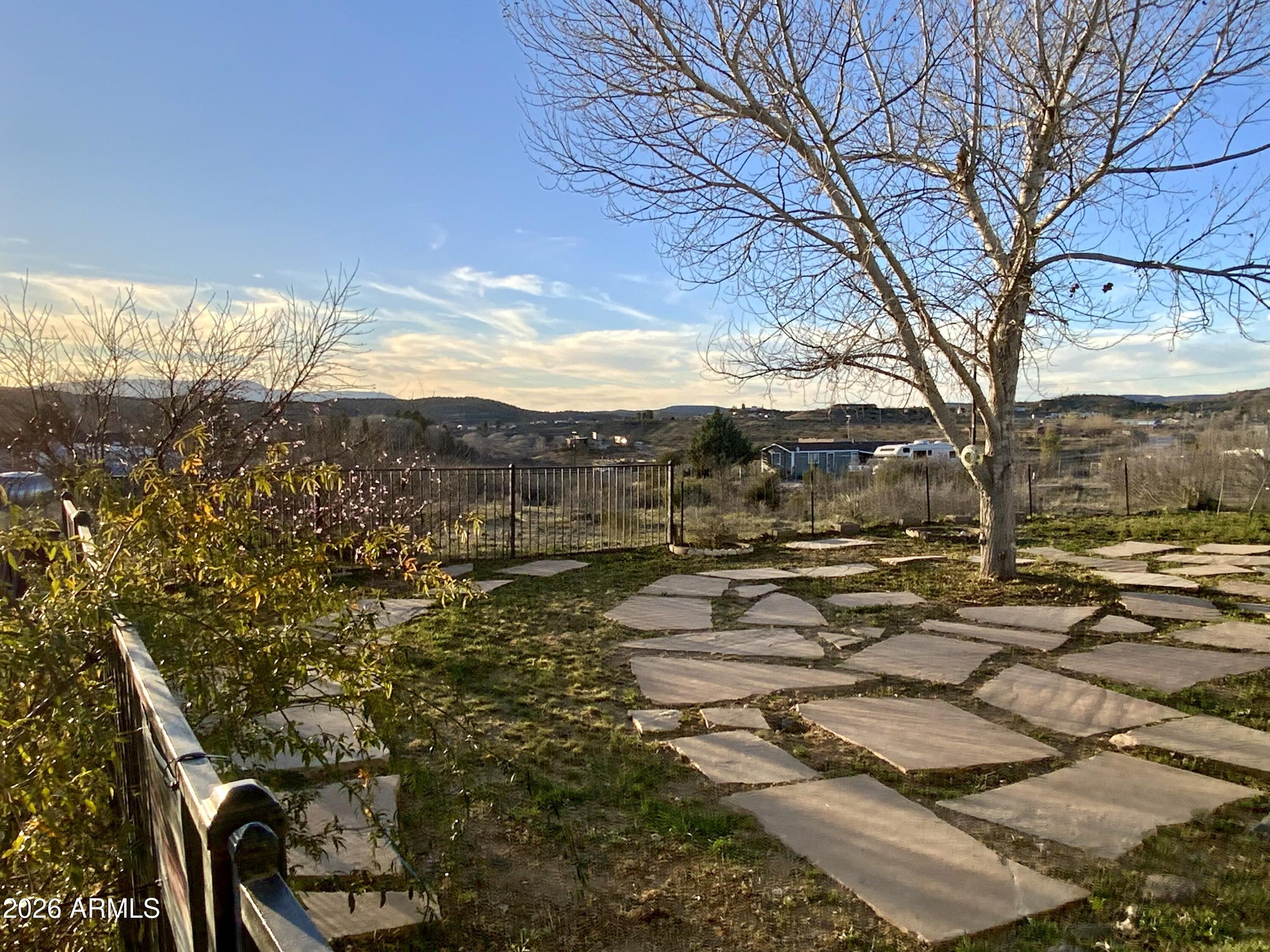 2620 E Desert Willow Drive