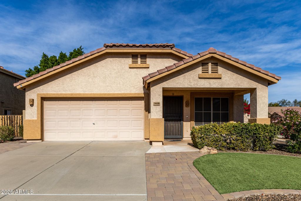 Photo of 7408 W Abraham Lane, Glendale, AZ 85308 (MLS # 6975300)
