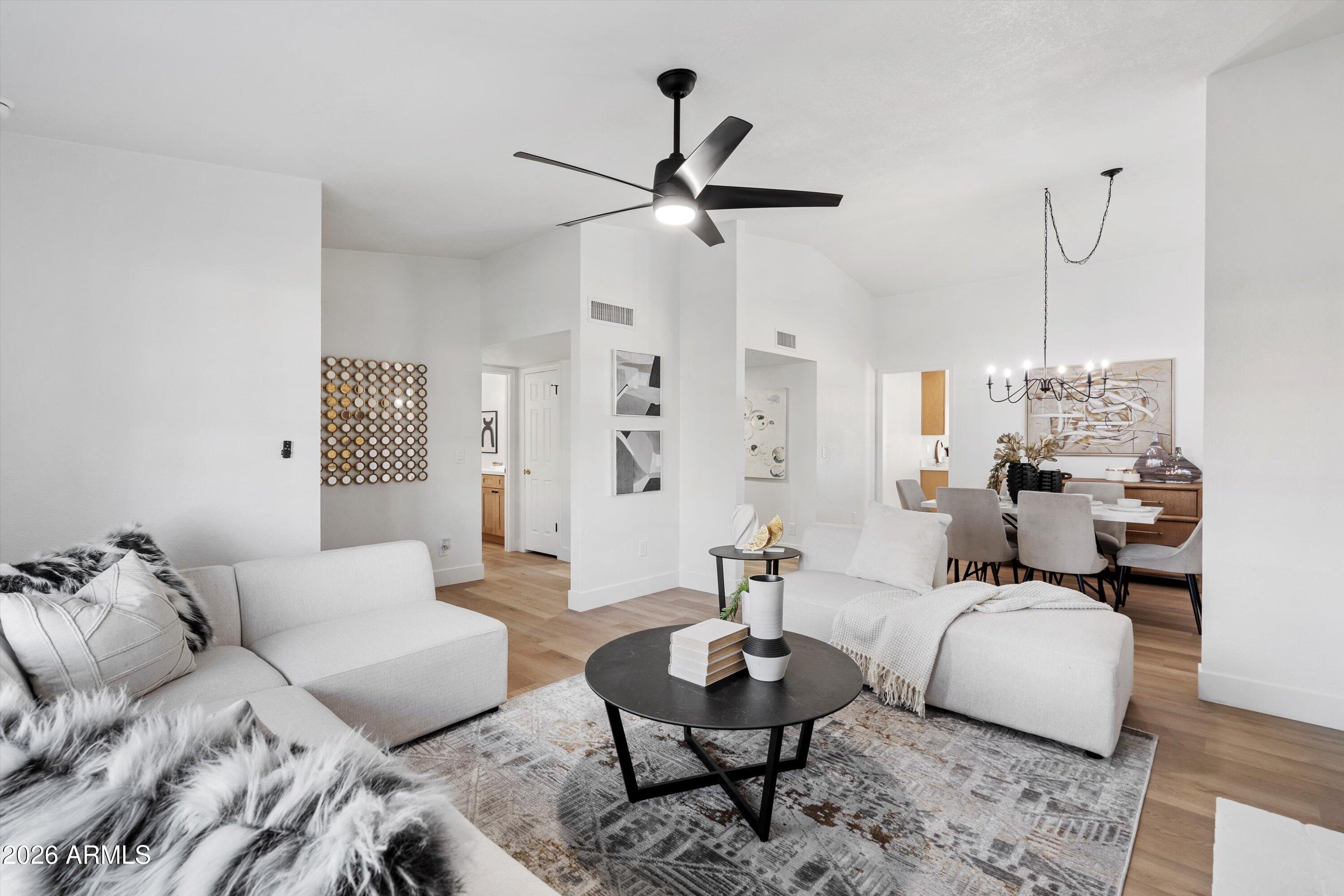 133 E CAMPO BELLO Drive