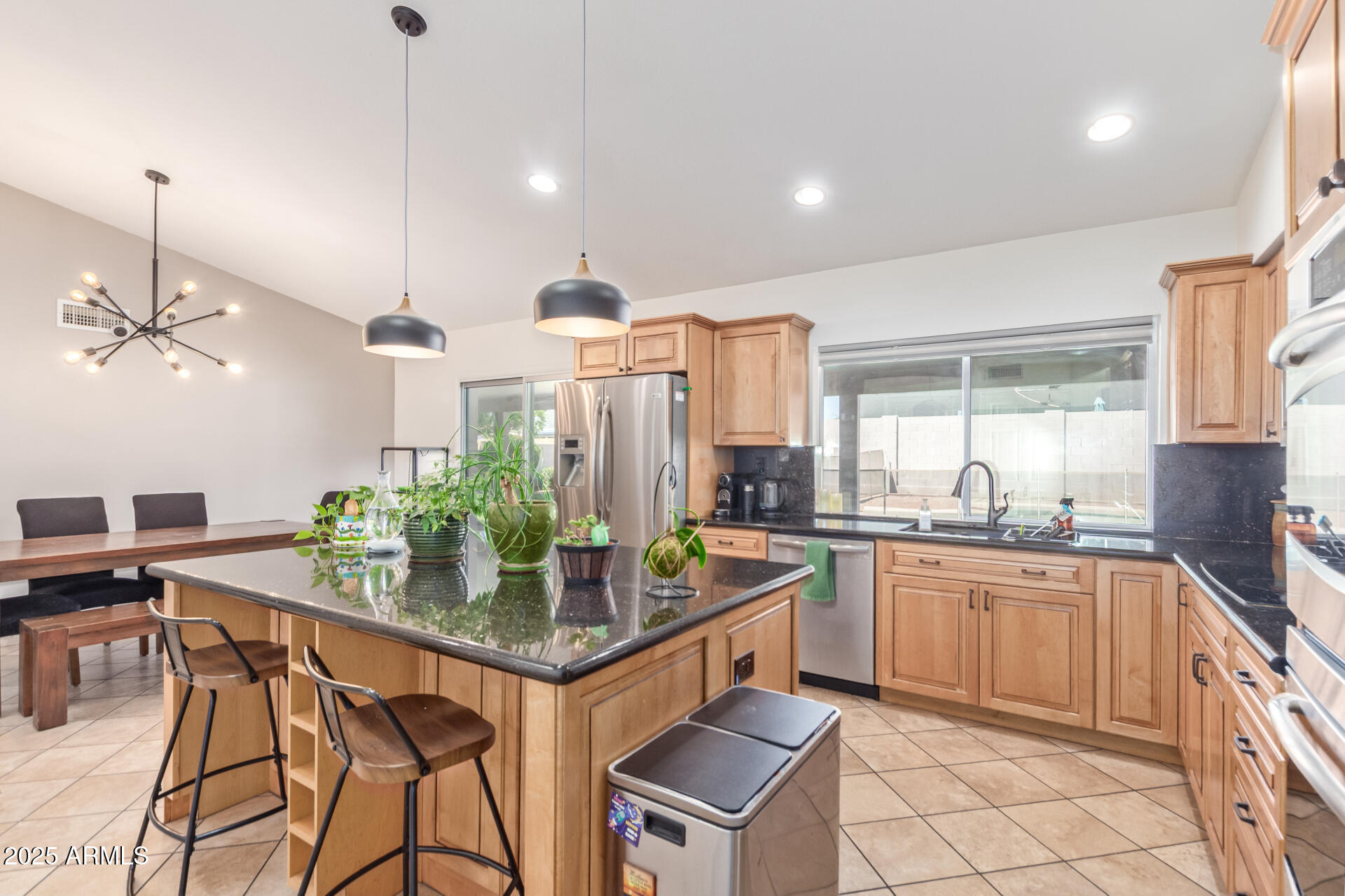 4534 E BEVERLY Lane