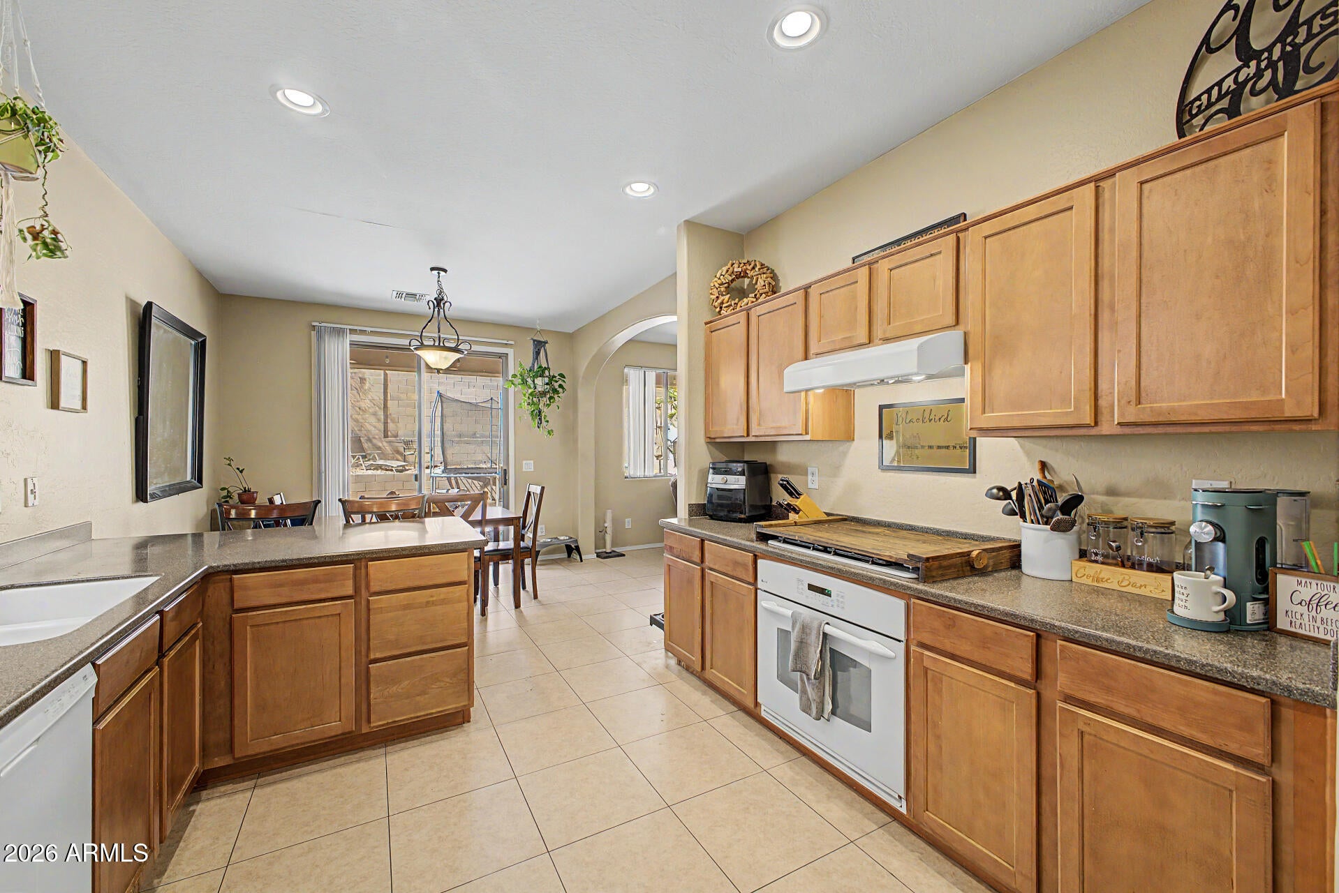 1638 W COTTONWOOD Lane