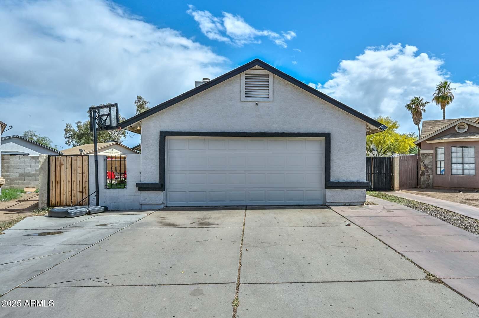 3827 N 88TH Lane