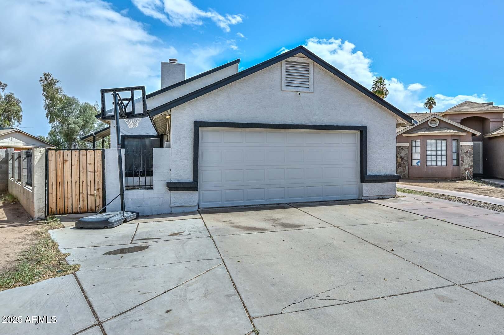3827 N 88TH Lane