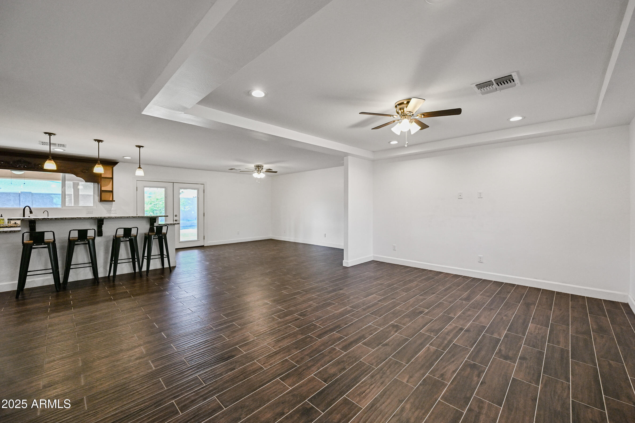 2914 E Michelle Drive