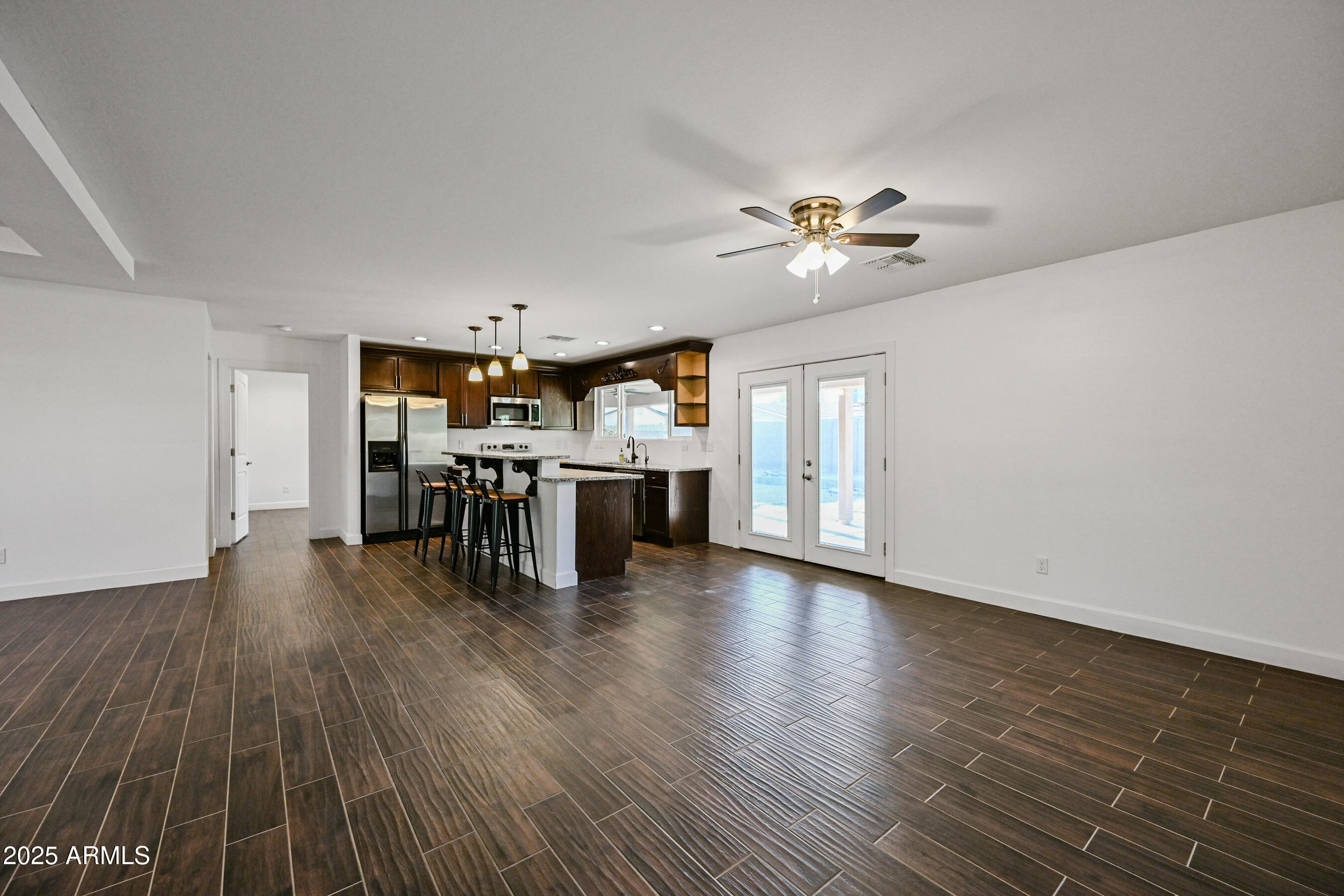 2914 E Michelle Drive