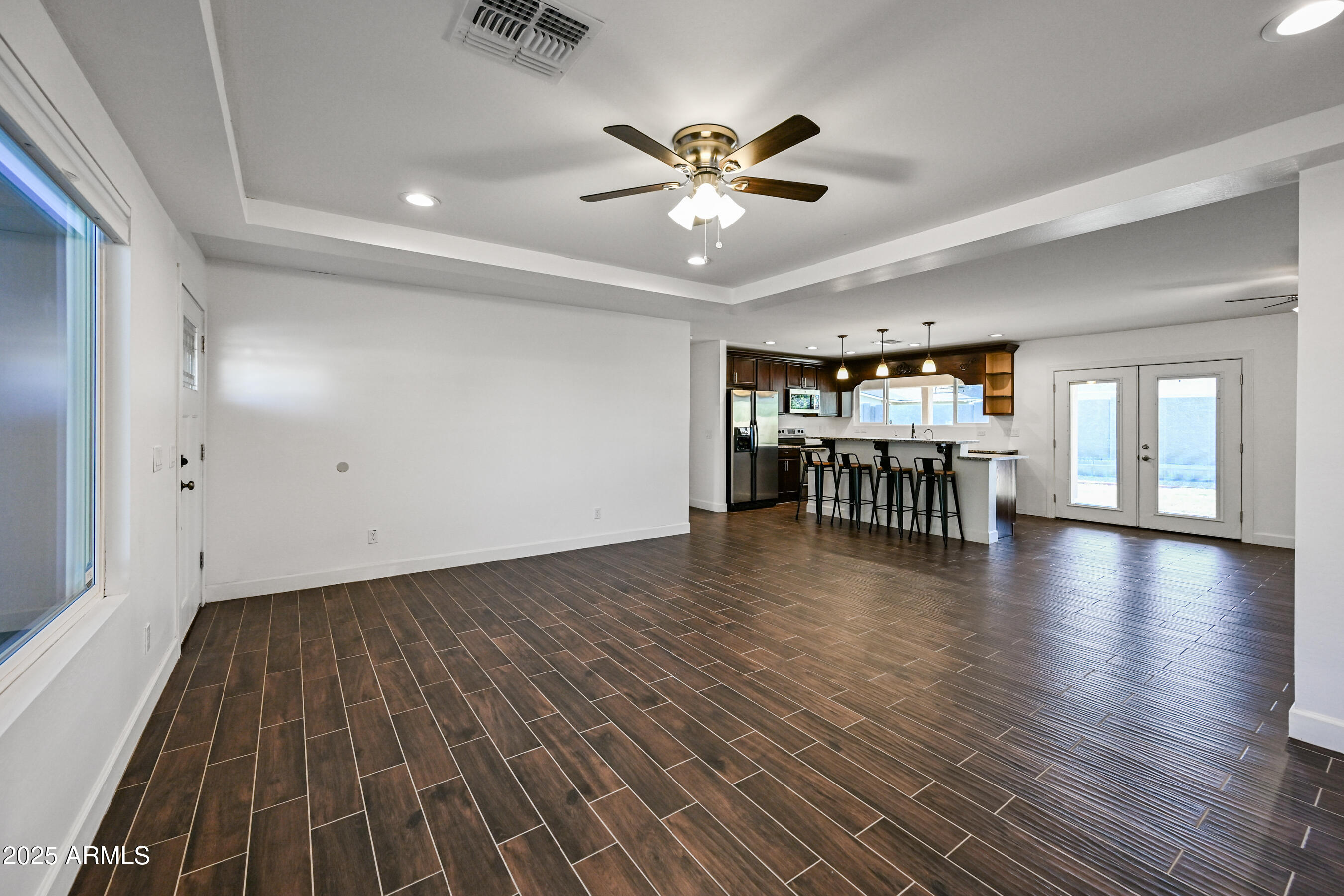 2914 E Michelle Drive