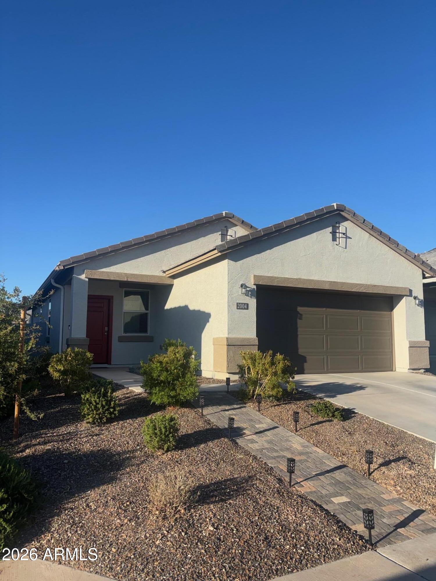 2004 W SANDOVAL Avenue