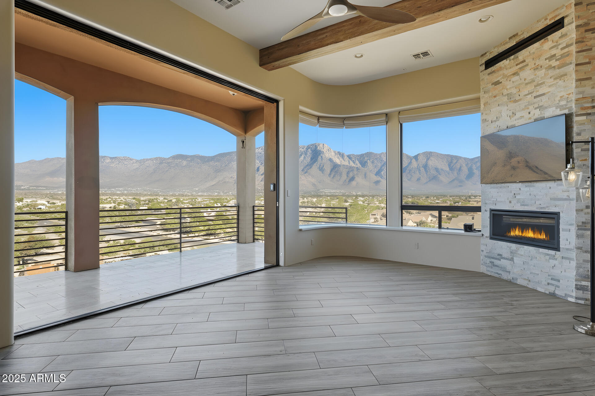 634 N SIGNAL BUTTE Road